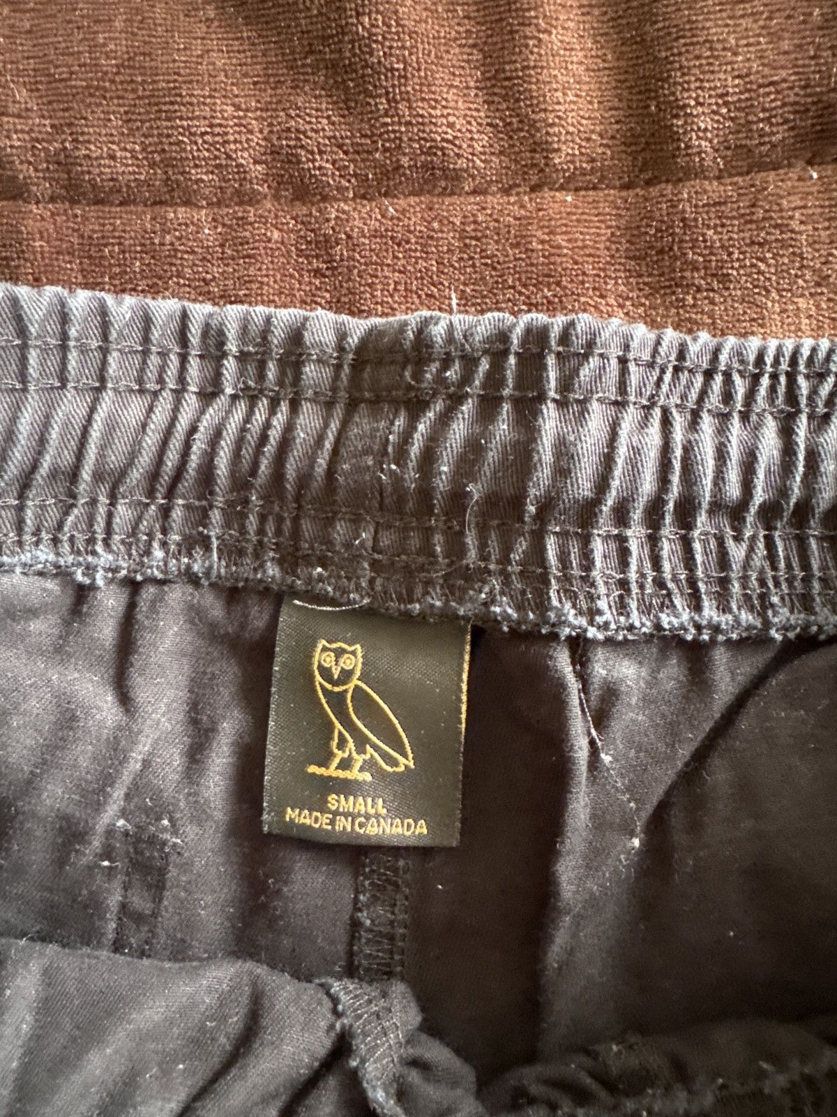 October's Very Own OVO Essentials Shorts Size US 28 / EU 44 - 3 Thumbnail