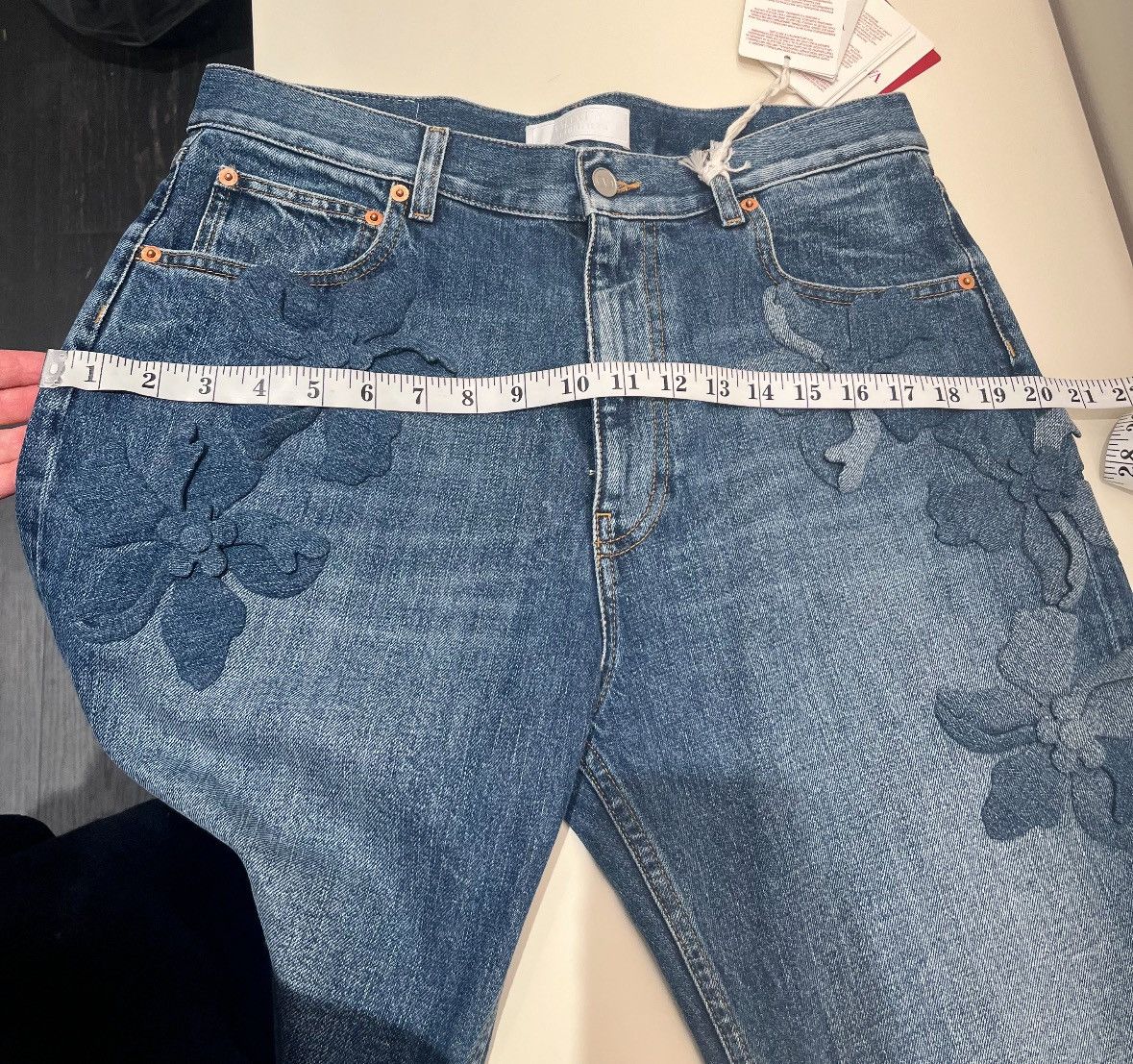 Valentino o1s1wg110625 Embroidered Denim Trousers in Medium Blue Size 27" / US 4 / IT 40 - 11 Thumbnail