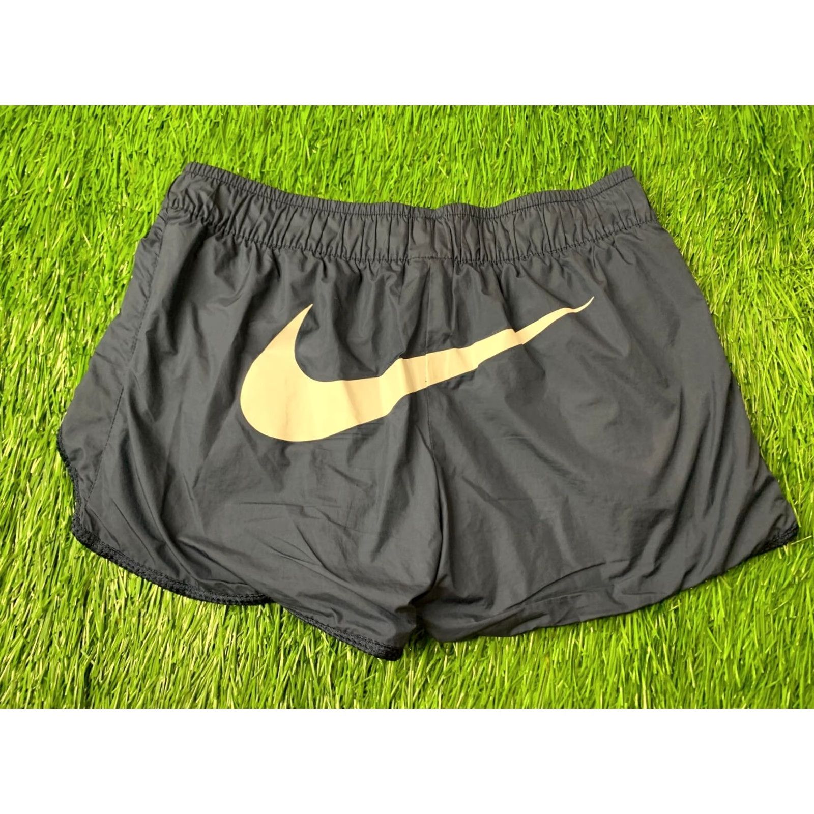 Nike NIKE WOMEN TRAINING RUN RUNNING SHORTS M Medium Navy Blue Sl slash Pocket Polyester Women's Training Shorts 90s? Size 32" / US 10 / IT 46 - 2 Thumbnail