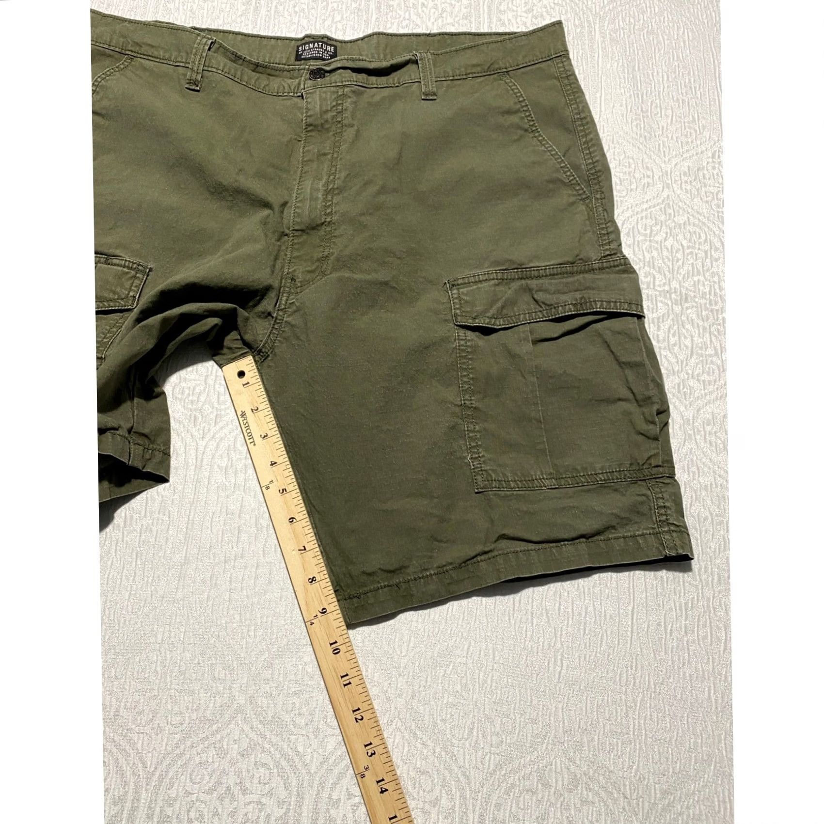 Olive Signature by Levi Strauss Mens Cargo Shorts Olive Green Size 42 Ripstop Cotton Blend Size US 42 / EU 58 - 5 Thumbnail
