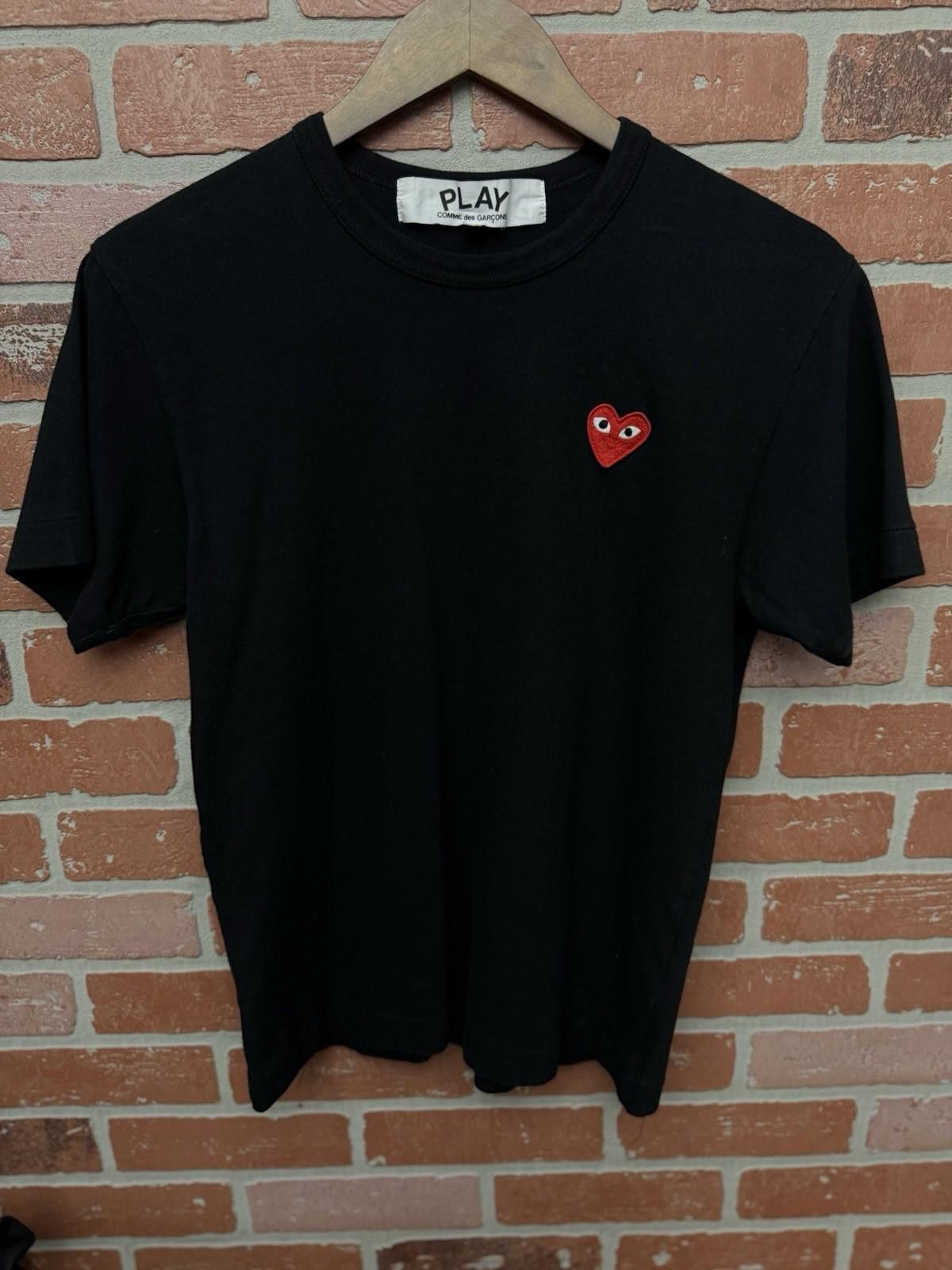 Comme des Garcons COMME DES GARCONS CDG PLAY RED HEART EYE LOGO Black Small Size US S / EU 44-46 / 1 - 2 Thumbnail