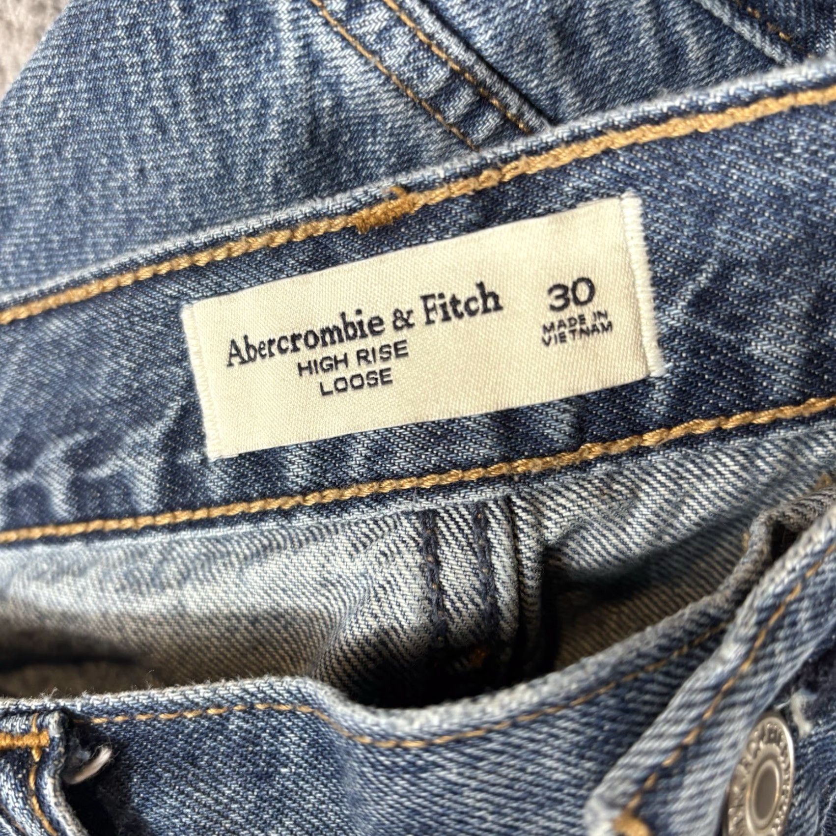 Abercrombie & Fitch Abercrombie & Fitch Jeans Women 30 Regular Straight High Rise Denim Blue 34x30 Inseam 30 Baggy Y2K Vintage Style Comfort Pockets Button Size 30" / US 8 / IT 44 - 7 Thumbnail