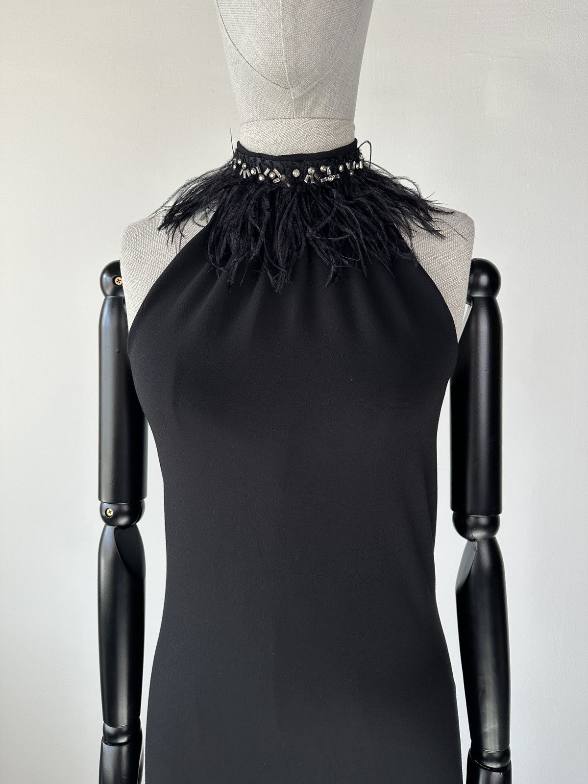 Max Mara MAX MARA Cocktail Halter Dress Ostrich Feathers Crystals Size S / US 4 / IT 40 - 5 Thumbnail