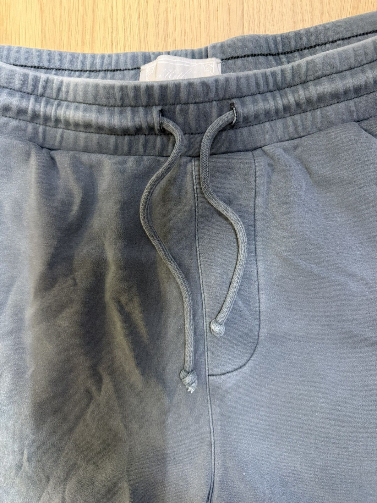 Kith Kith Script Logo Washed Sweat Shorts — Medium Size US 32 / EU 48 - 1 Thumbnail