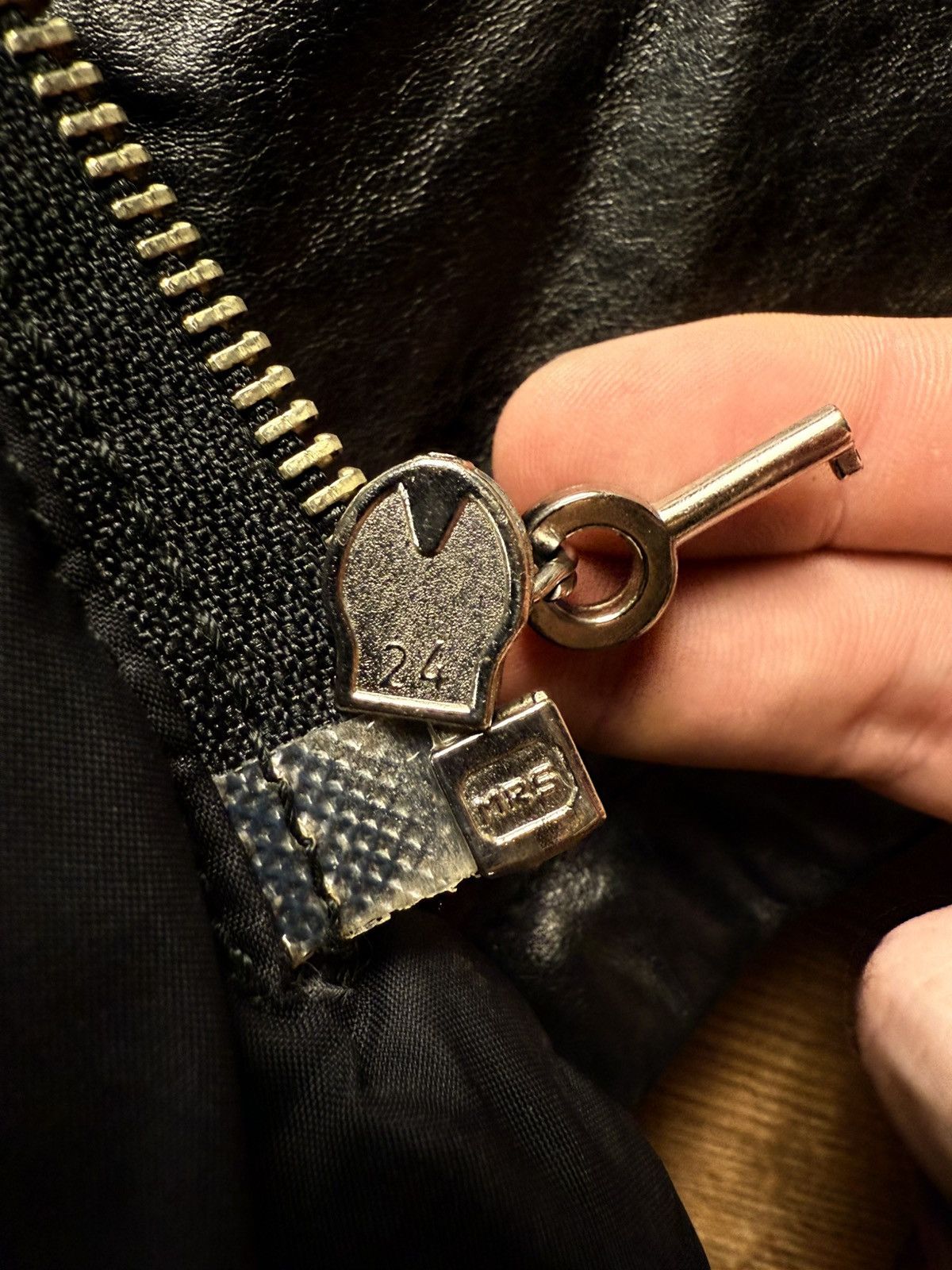 Other Vintage Belfe Leather Puffer Jacket Italy – IT40 Oversized Size US M / EU 48-50 / 2 - 6 Thumbnail