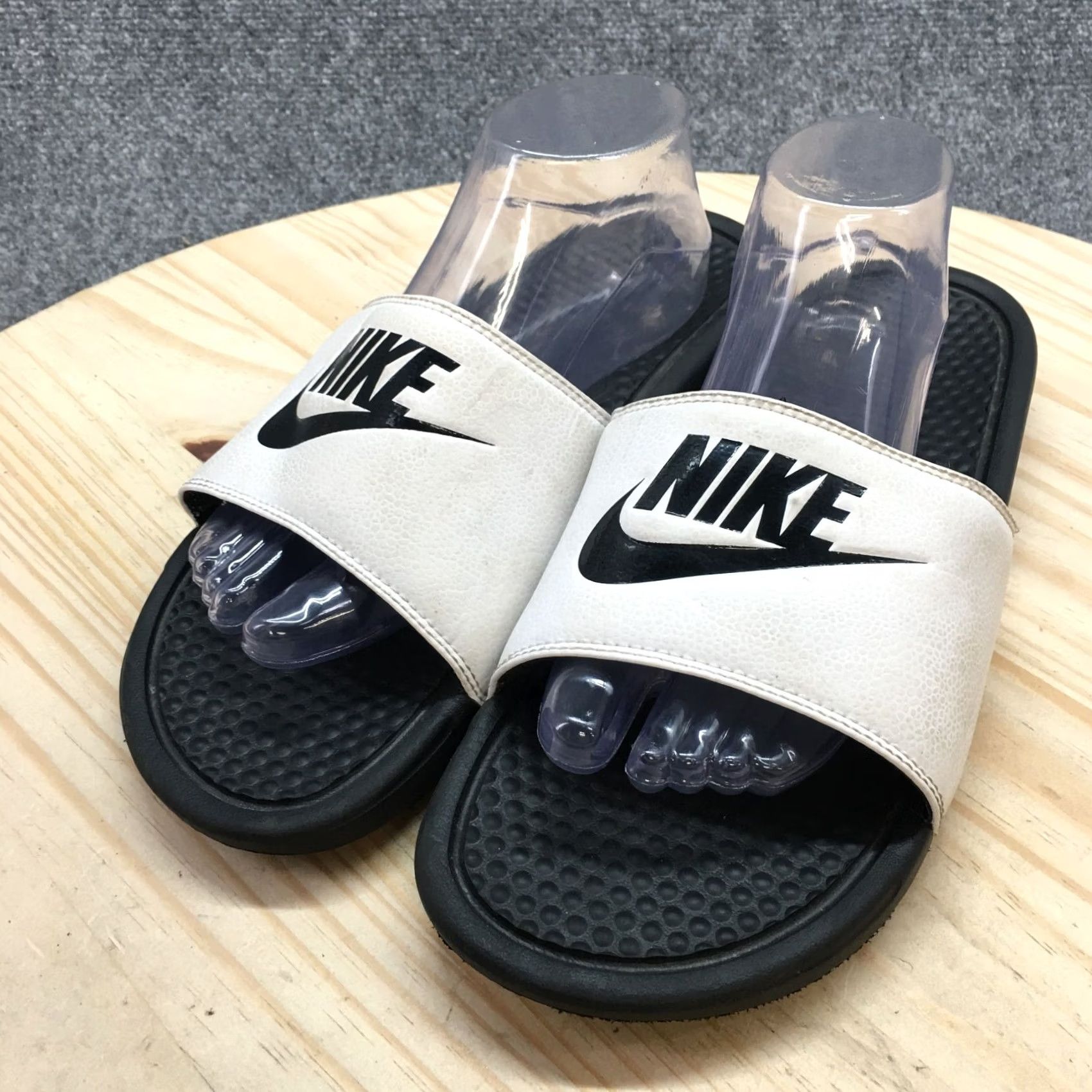 Nike Nike Benassi JDI Sandals Mens 11 Slide Slip On White Black Benassi JDI Slide Mens 11 White Black Nike Sandals Size ONE SIZE - 3 Thumbnail