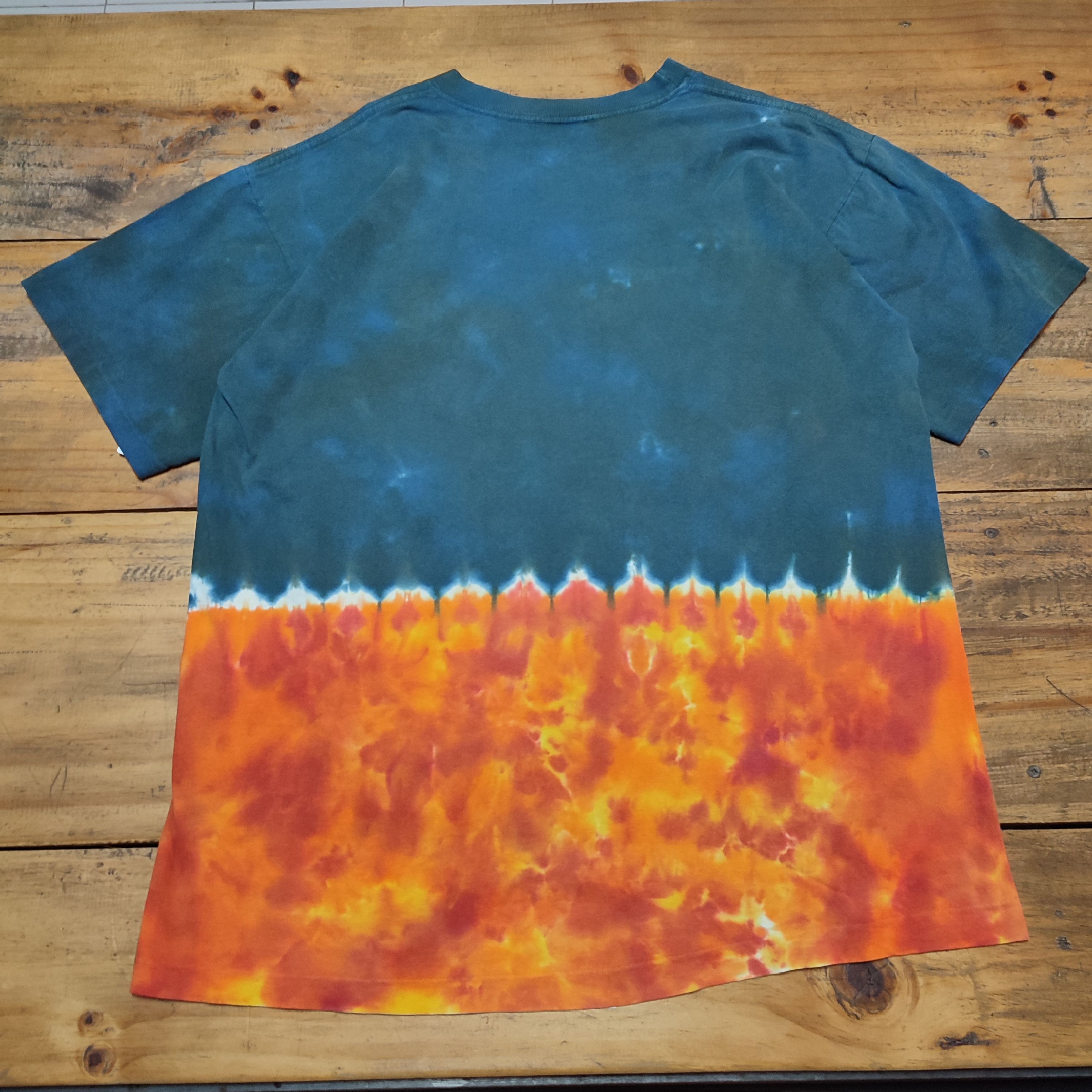 Liquid Blue Vintage Liquid Blue Cedar Point Tie Dye Dragon T-Shirt Size US L / EU 52-54 / 3 - 5 Thumbnail