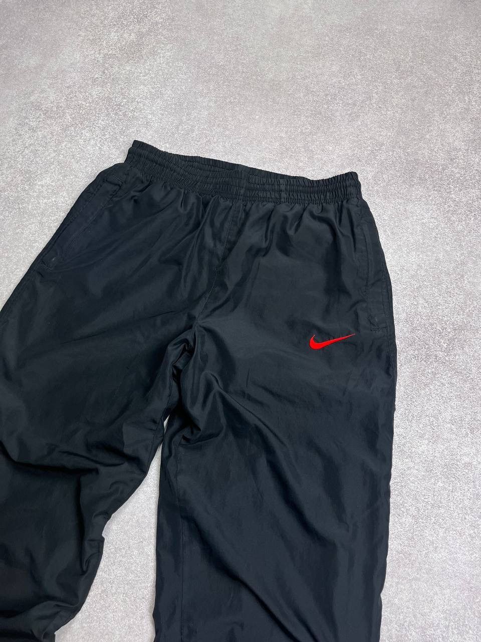 Nike × Vintage Vintage Nike Swoosh Baggy Nylon Trackpants S Size US 31 - 2 Thumbnail