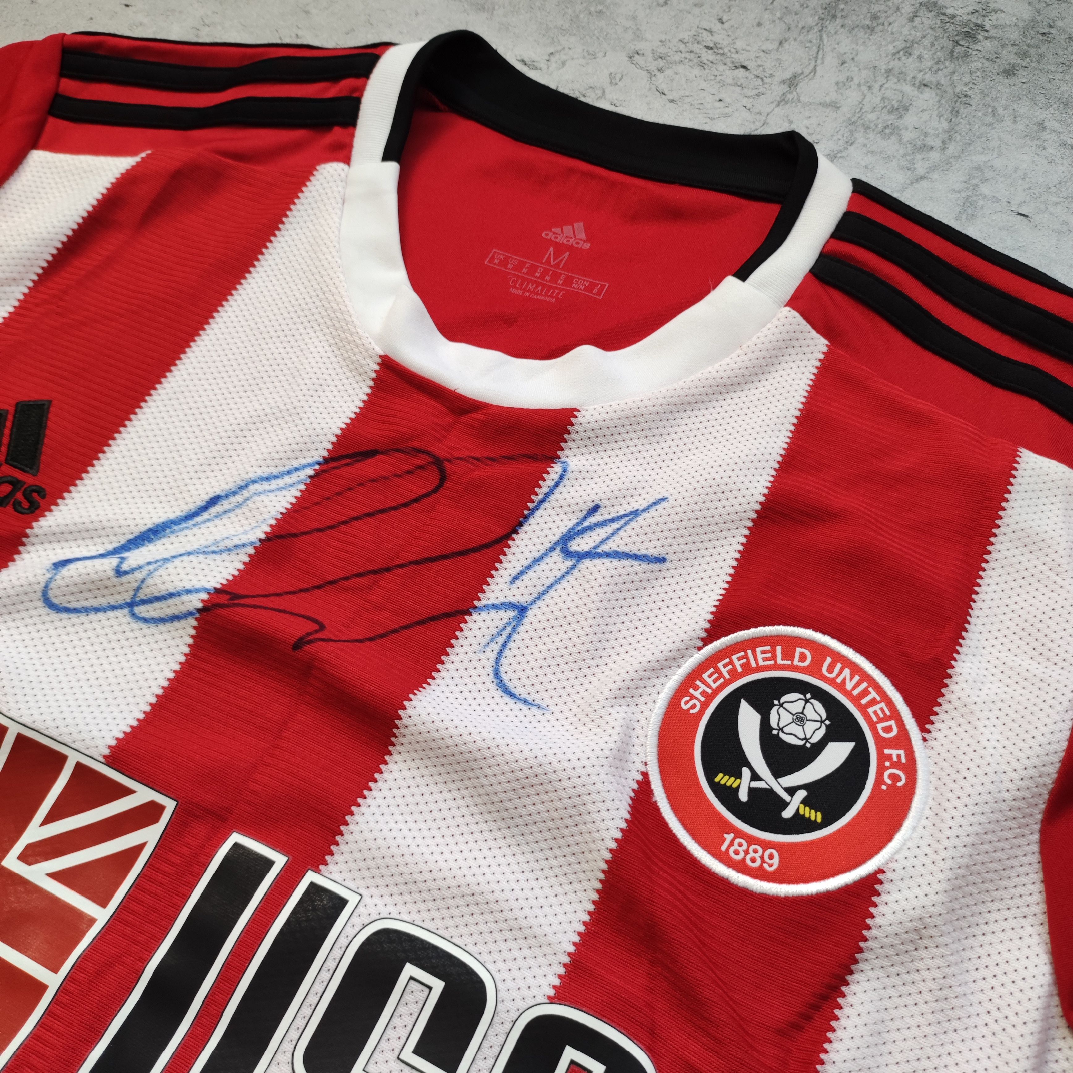 Other Sheffield United 2019/20 Football Home Signature 19 Jersey Size US M / EU 48-50 / 2 - 6 Thumbnail