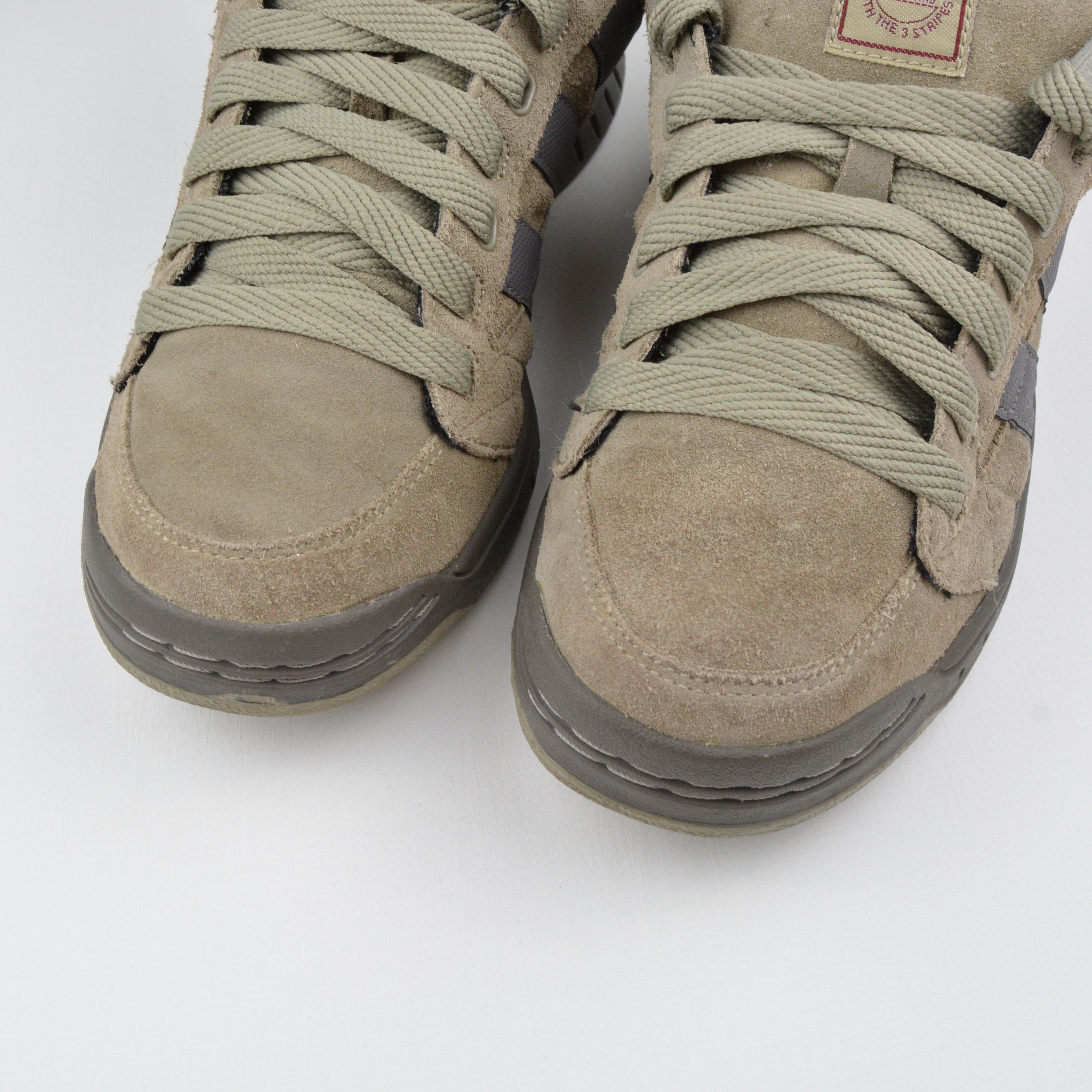 Adidas 2003 Adidas Skateboarding fat tongue sneakers Size US 9.5 / EU 42-43 - 6 Thumbnail