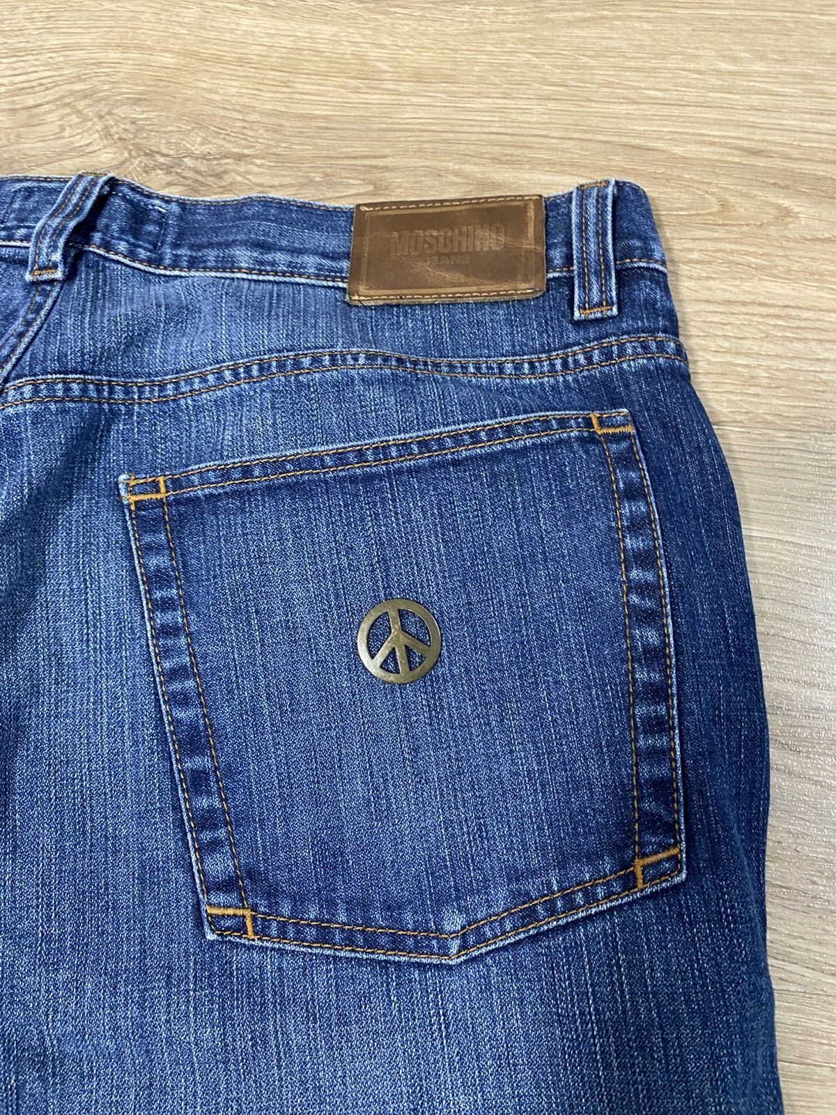 Moschino × Vintage Vintage Moschino Peace Casual Wide Jeans Size 38 Size US 38 / EU 54 - 9 Thumbnail