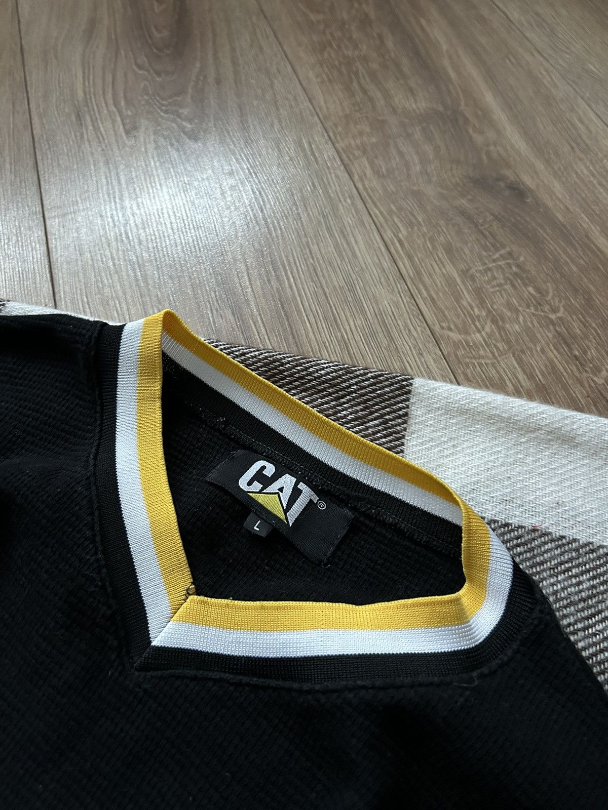 Caterpillar × Vintage Vintage CatterPillar big logo y2k shirt mens made in usa Size US L / EU 52-54 / 3 - 3 Thumbnail