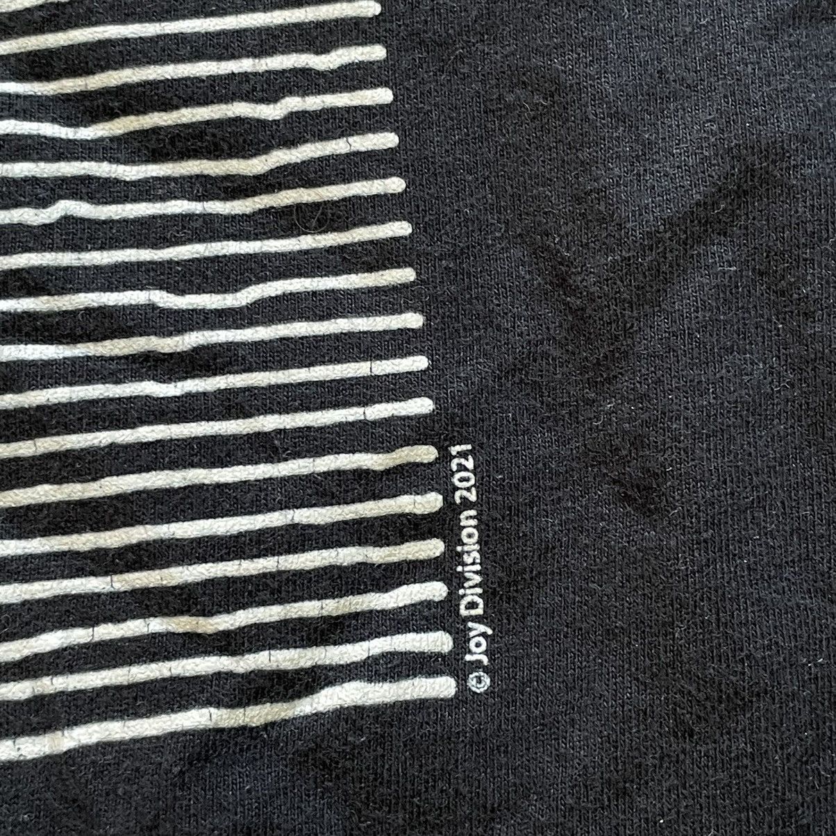Affliction × Band Tees × Joy Division Joy Division Unknown Pleasures Band Tees T Shirt Size US M / EU 48-50 / 2 - 3 Thumbnail