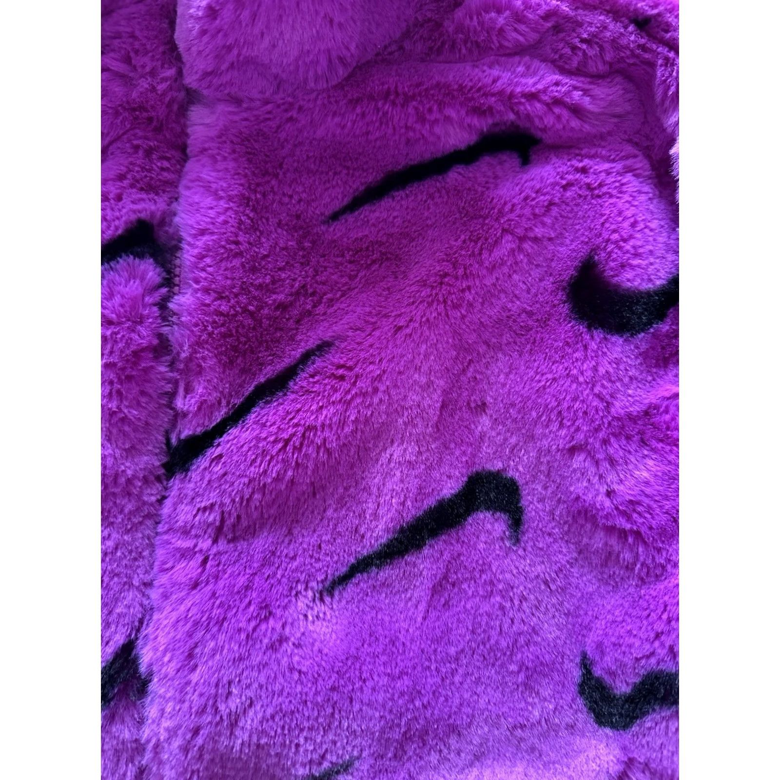 Nike Nike Plush Womens Large Faux Fur Jacket Purple RARE EUC Size L / US 10 / IT 46 - 3 Thumbnail