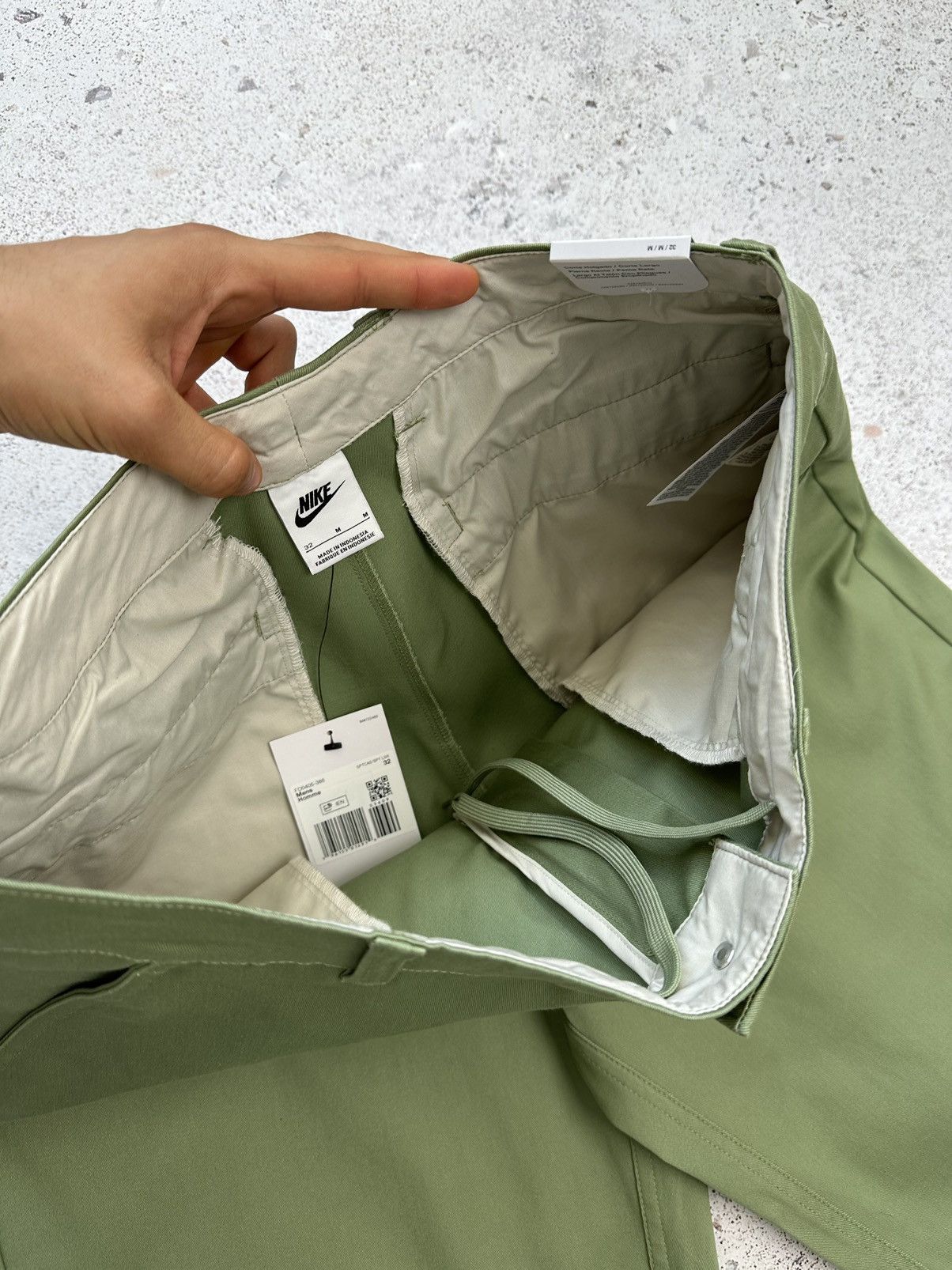 Other Nike Life El Chino Pants Oil Green Men 32 M size Size US 32 / EU 48 - 9 Thumbnail