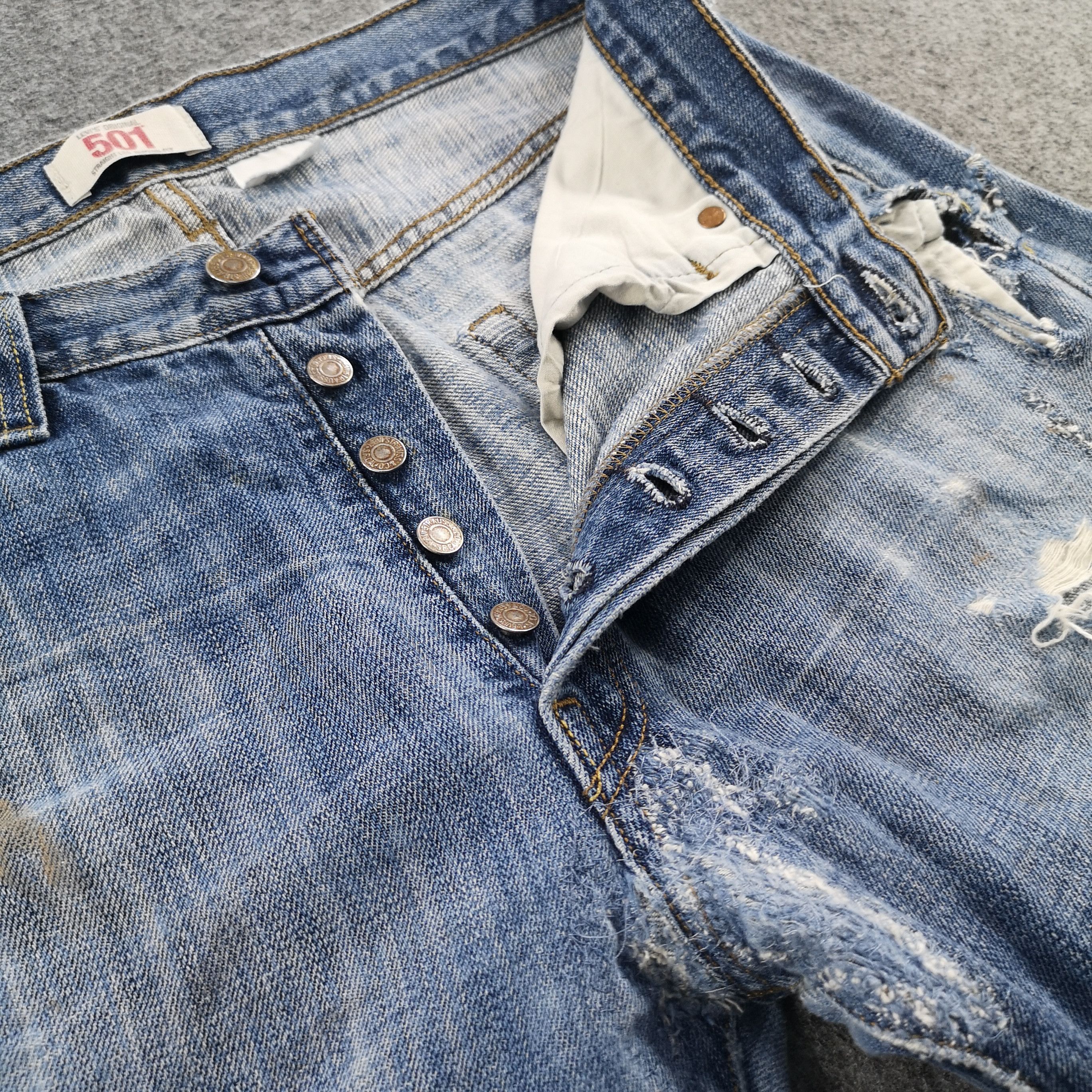 Levi's Vintage Distress Levis 501 Jeans - JM1065 Size US 34 / EU 50 - 11 Thumbnail