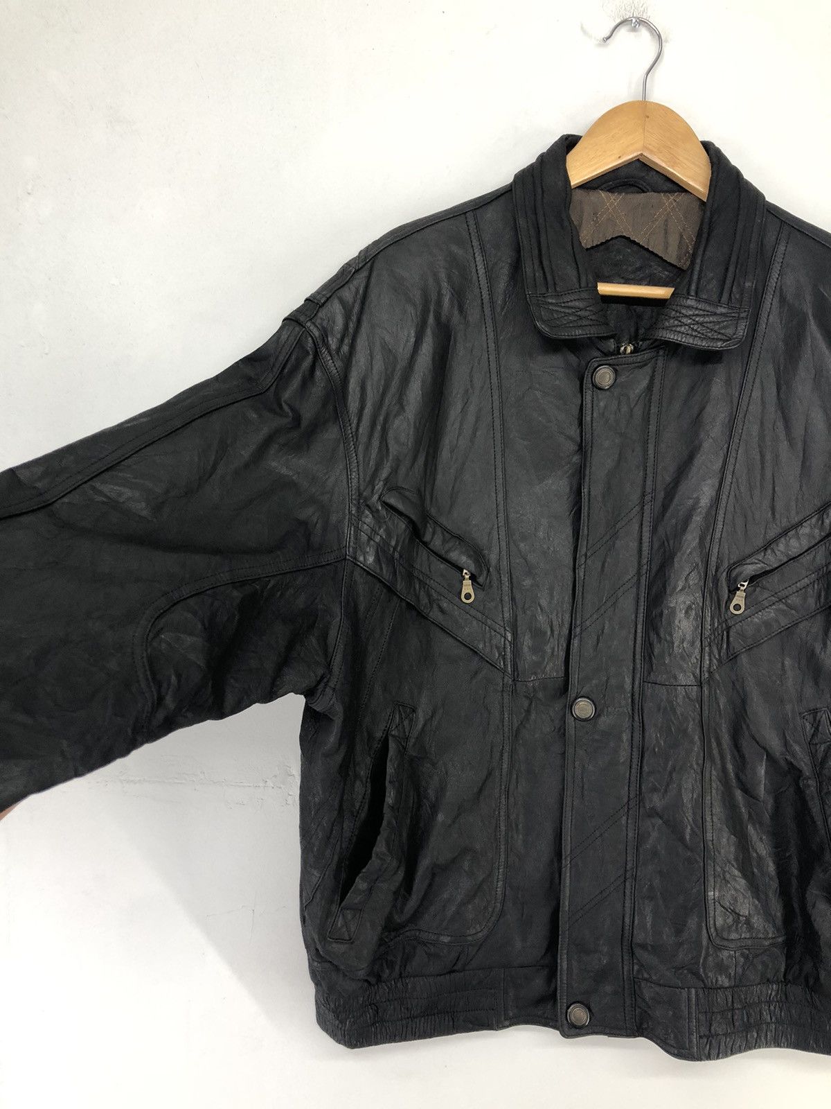 Genuine Leather Vintage C&A San Diego Cowhide Leather Bomber Jacket Size US L / EU 52-54 / 3 - 9 Thumbnail
