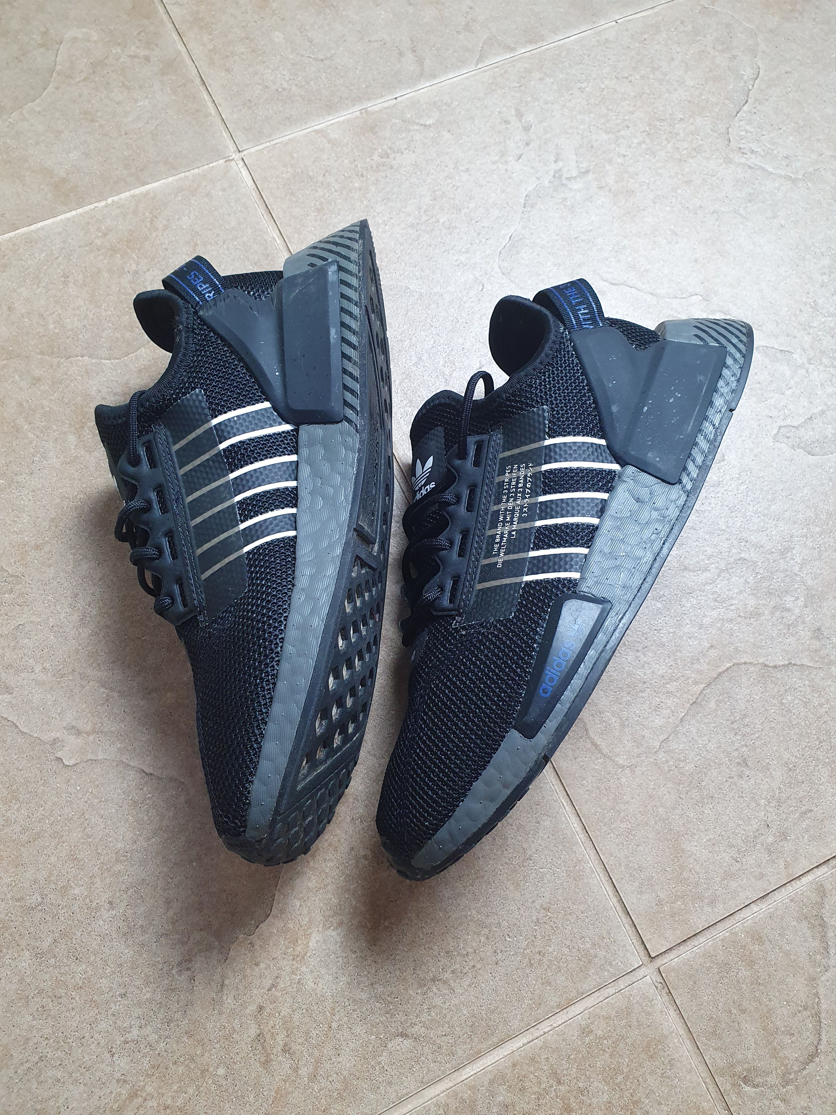 Adidas Adidas NMD R1 V2 Black White women's shoes for sports Size 6 Size US 6 / IT 36 - 14 Thumbnail