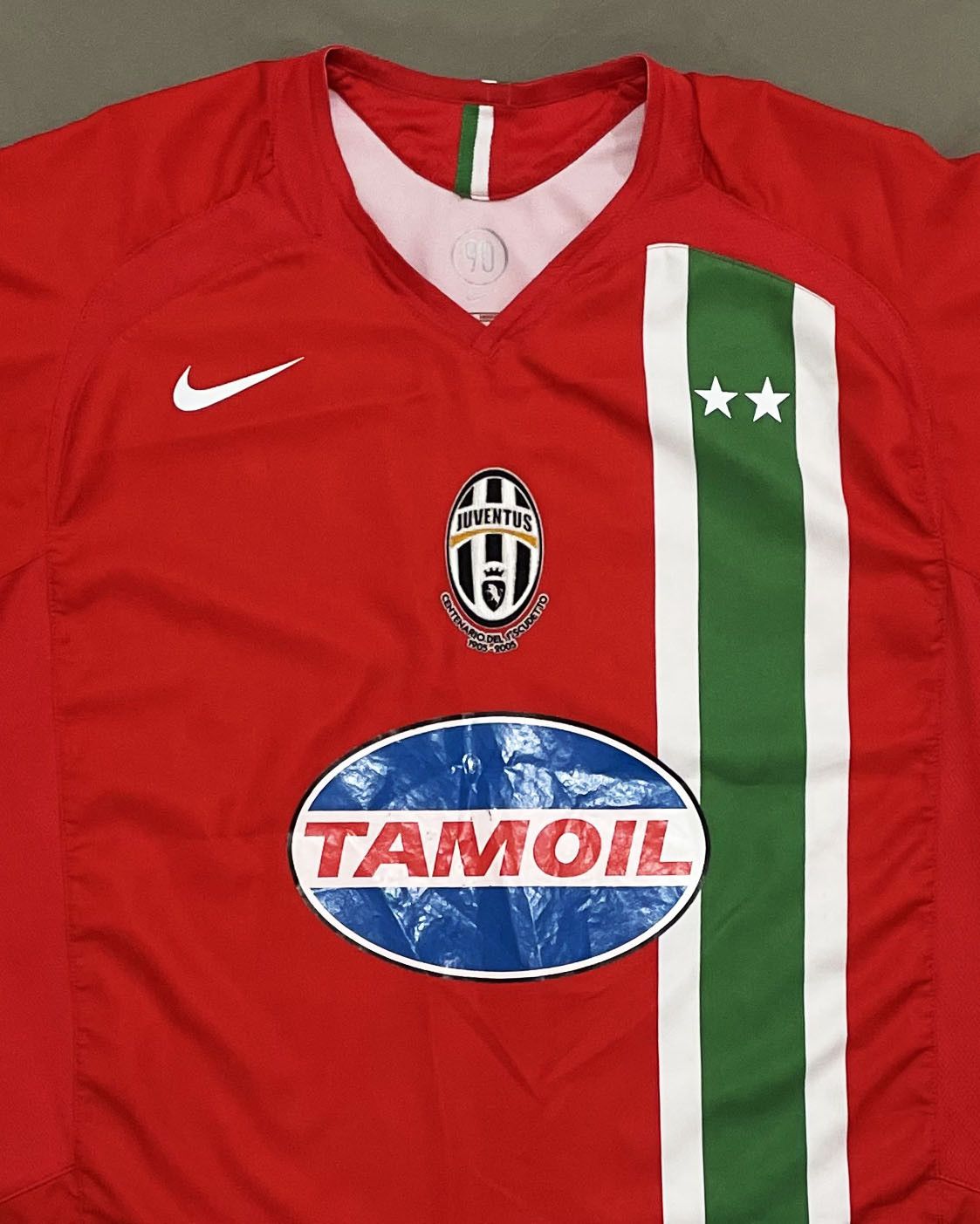 Nike Juventus Away Kit 2005 2006 Size US M / EU 48-50 / 2 - 3 Thumbnail