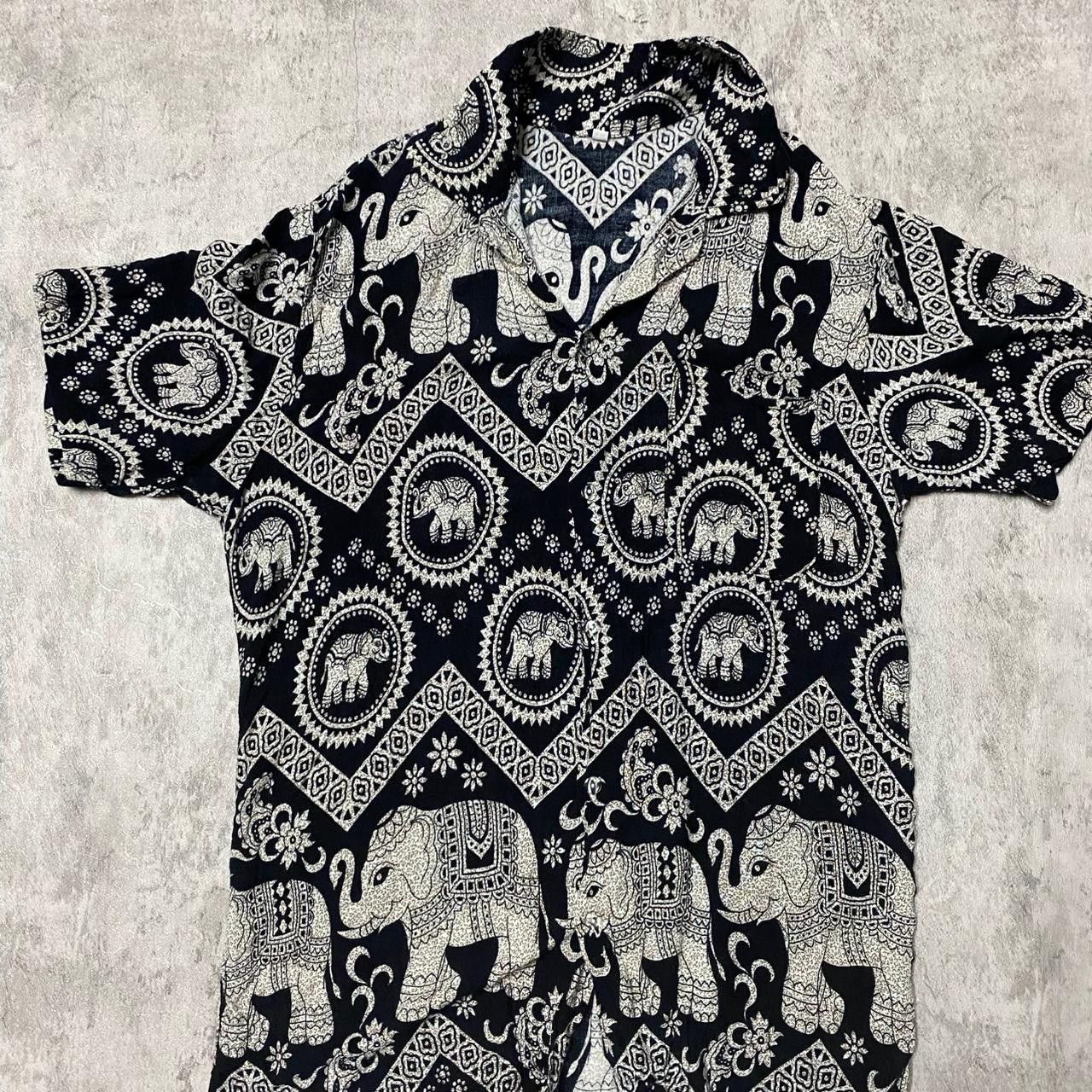 Other Black and white elephant pattern button-up shirt Size US L / EU 52-54 / 3 - 1 Thumbnail