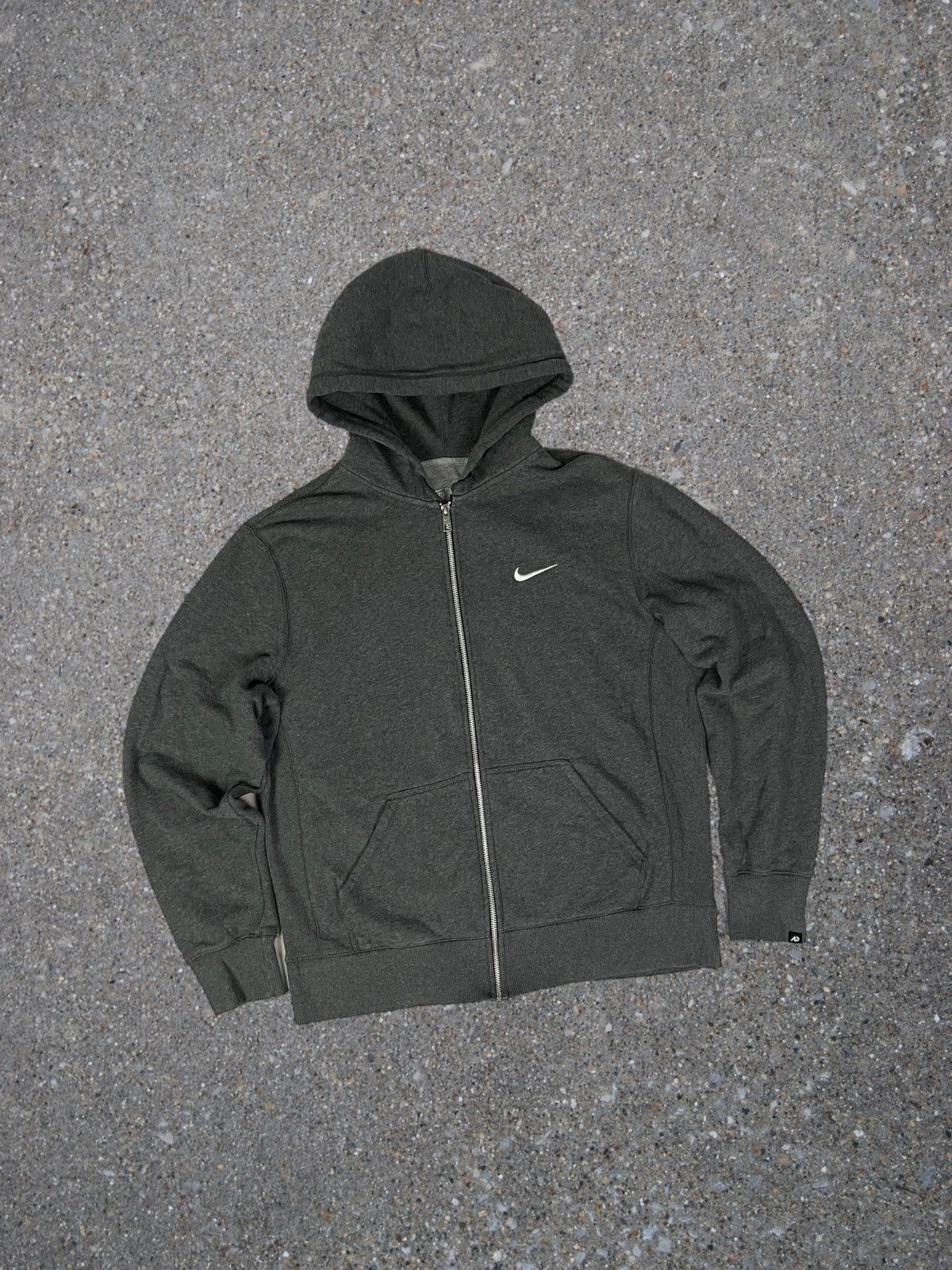 image of Y2K Nike Small Swoosh Hoodie Zip Sweatshirt in Grey, Men's (Size Large)