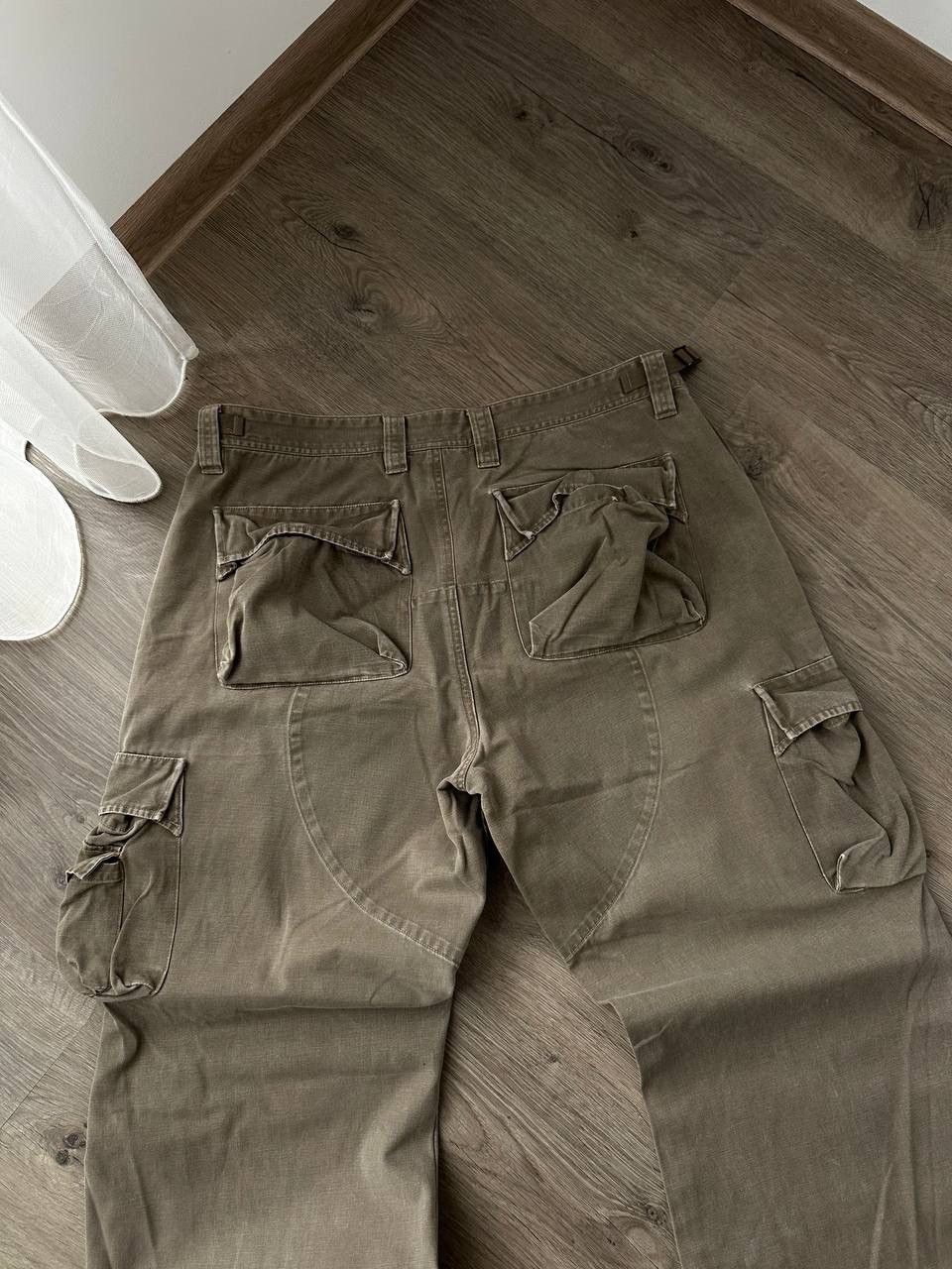 Japanese Brand × Vintage Vintage Japanese Cargo Baggy Pocket Distressed Beige Pants Size US 34 / EU 50 - 17 Thumbnail