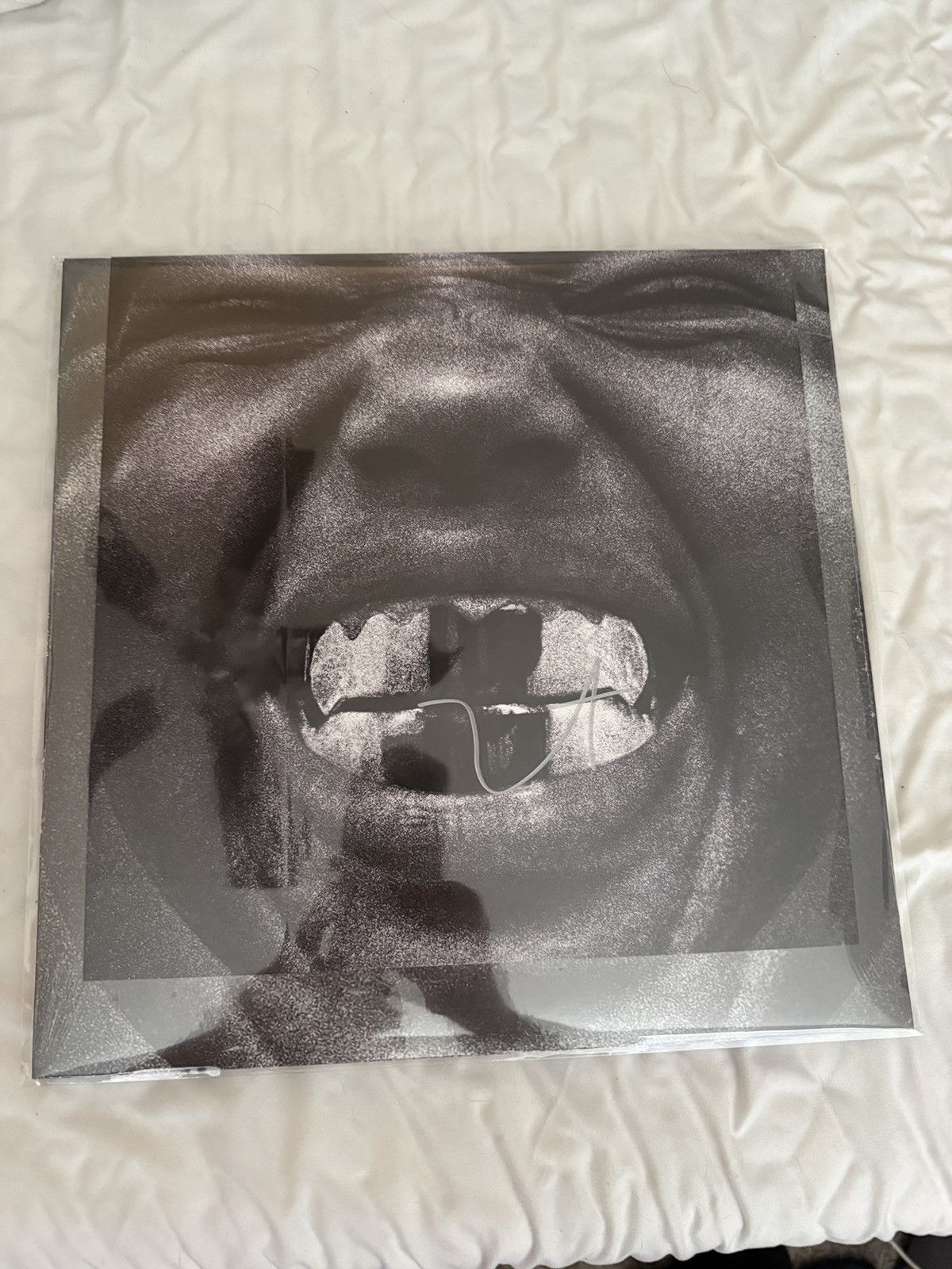 Yeezy Yeezy Bully Vinyl Signed by Ye Alt Tracklist Kanye West Size ONE SIZE - 1 Thumbnail