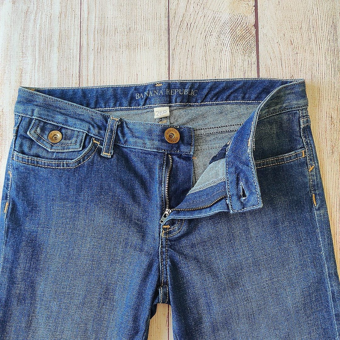 Banana Republic Banana Republic denim Bermuda shorts sz 26R Size 26" / US 2 / IT 38 - 3 Thumbnail