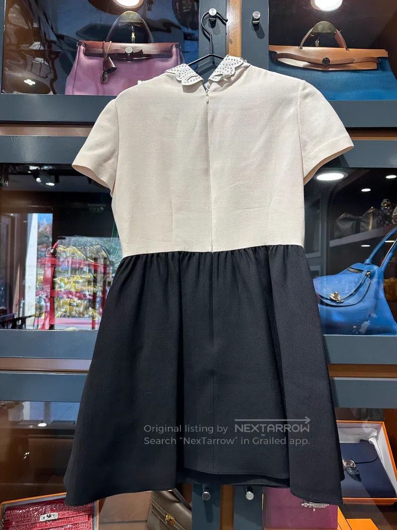 Valentino Valentino Leather cut-out carved collar dress Size M / US 6-8 / IT 42-44 - 2 Thumbnail