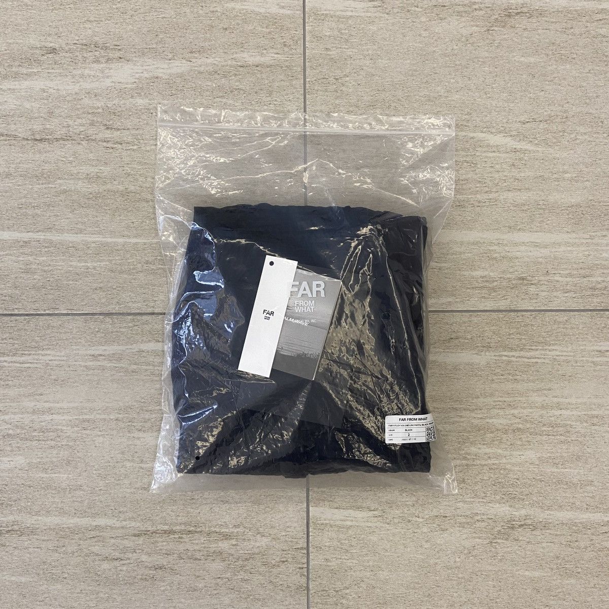 FAR FROM WHAT Far From What Nylon Volume Pants Size US 32 / EU 48 - 5 Thumbnail