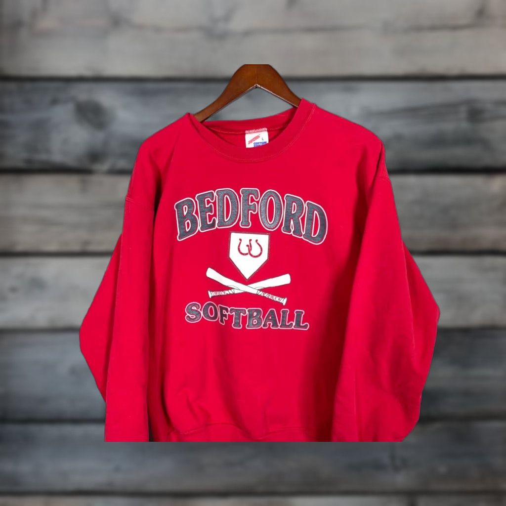 Jerzees VINTAGE Jerzees Bedford Michigan Mules Softball Sweatshirt Adult Large Red Crew Neck Pullover Sweatshirt Graphic Print 90s Sports Men Size US L / EU 52-54 / 3 - 1 Thumbnail