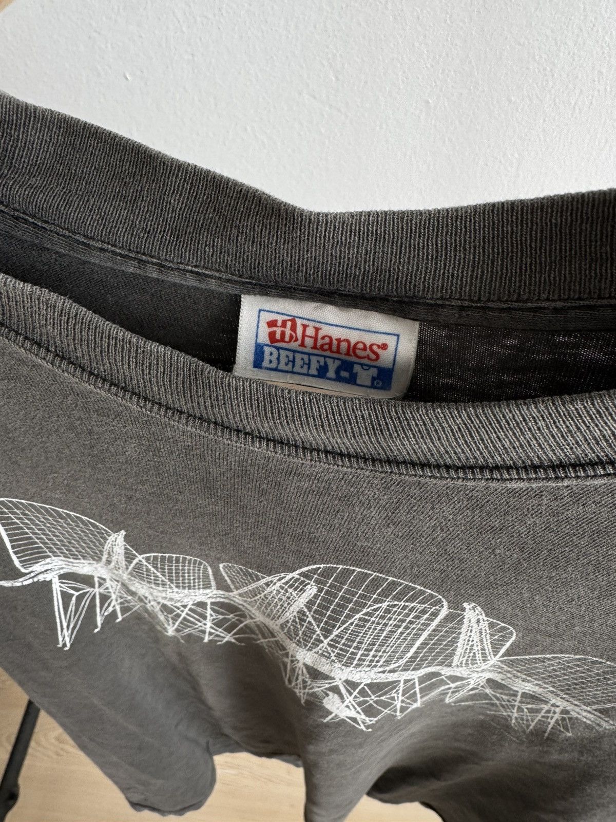 Arts & Science × Vintage 1997 eames office herman miller vitra wire chair t-shirt Size US M / EU 48-50 / 2 - 3 Thumbnail