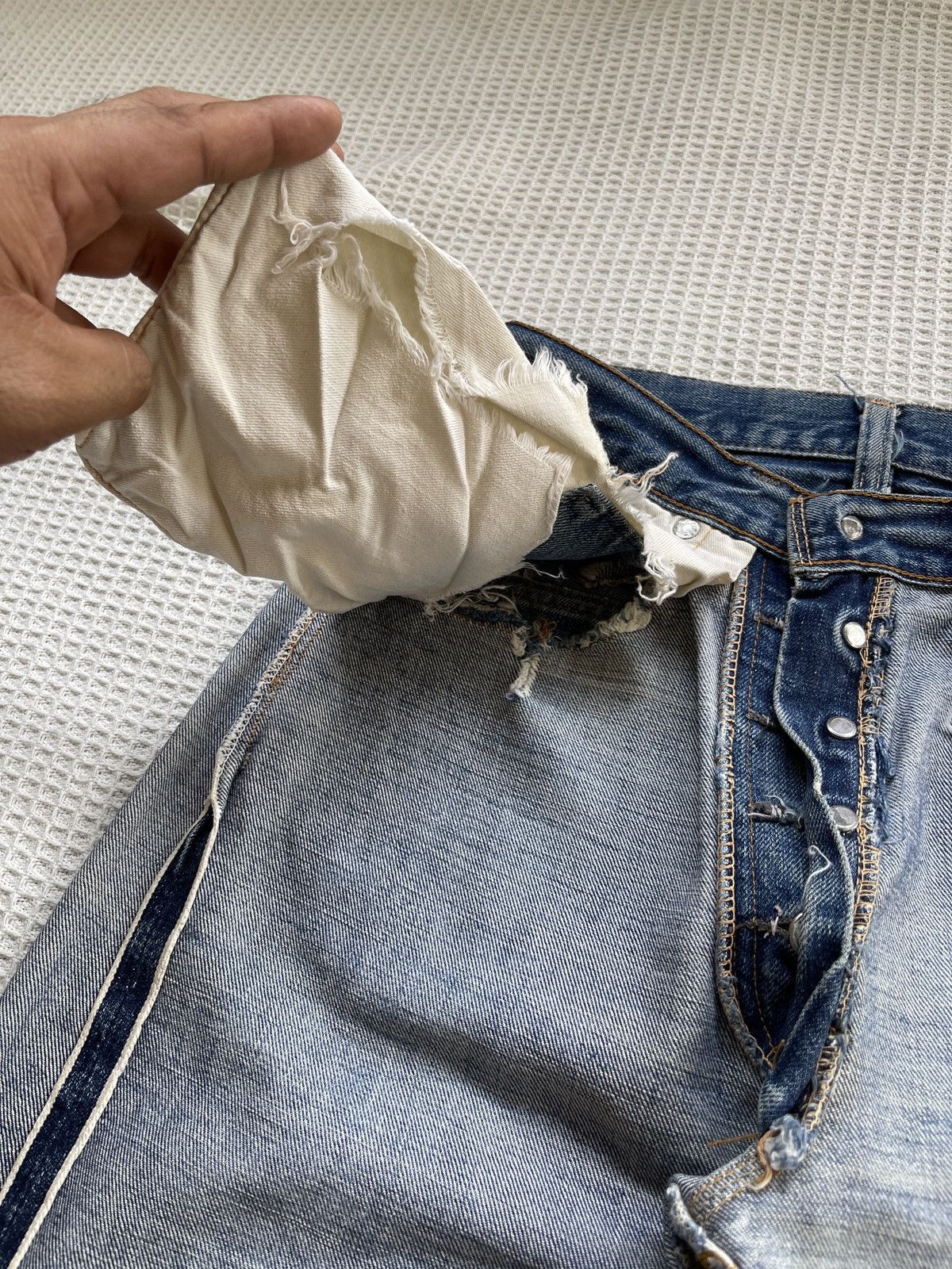 Levi's True Vintage🔥60s Levis 501 Big E Hidden Rivet Selvedge Jeans Size US 30 / EU 46 - 22 Thumbnail