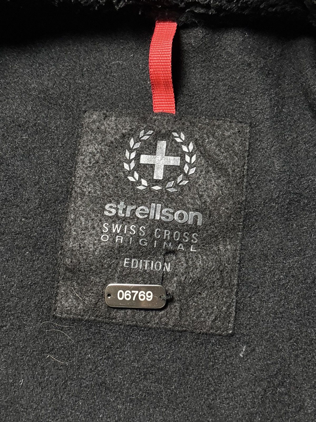 Strellson STRELLSON Mens Swiss Cross Revival-W Warm Black Jacket Size US L / EU 52-54 / 3 - 14 Thumbnail