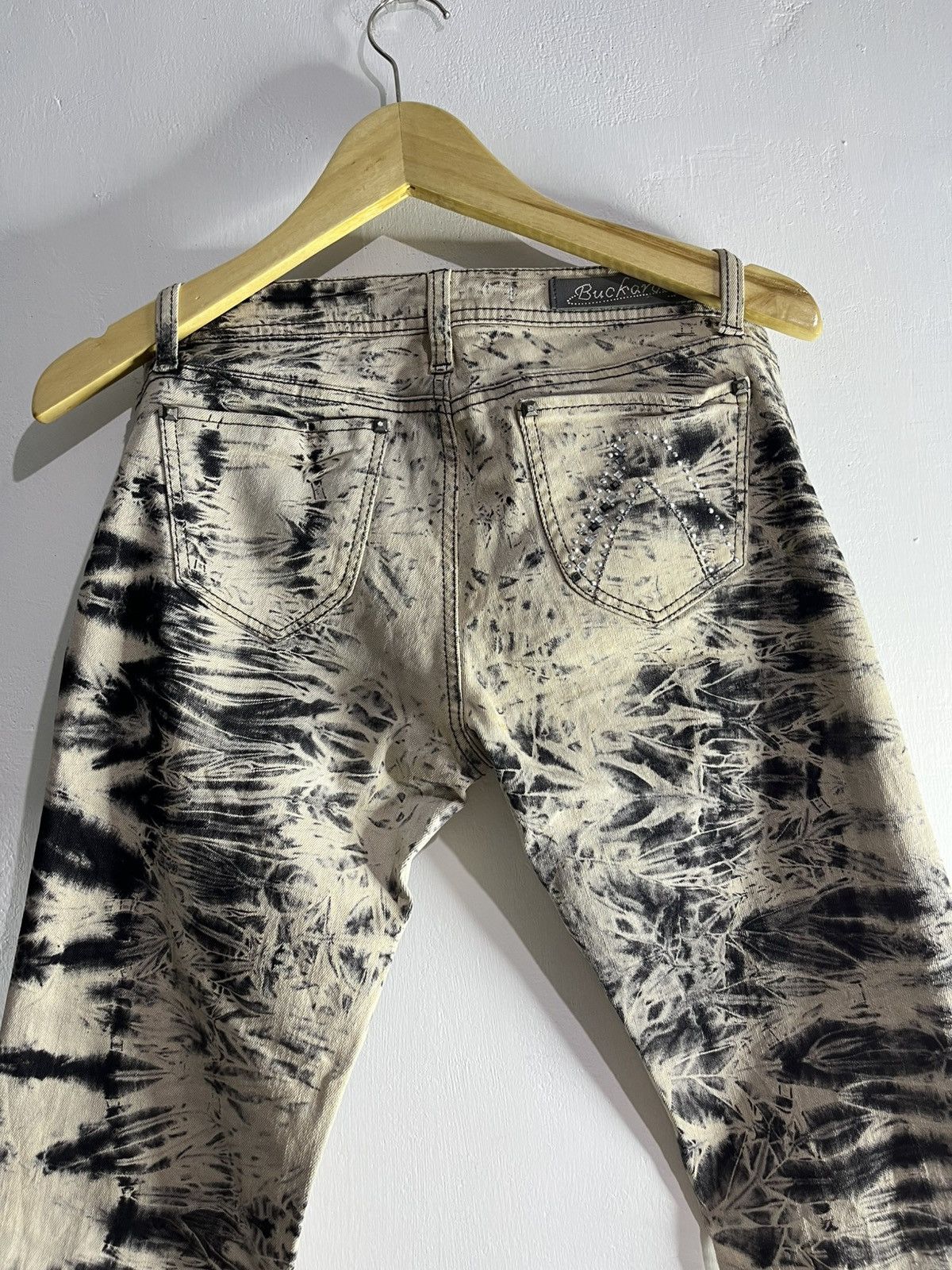 Le Grande Bleu (L.G.B.) 2000s Buckaroo studed distressed skinny crazy jeans Size US 28 / EU 44 - 4 Thumbnail