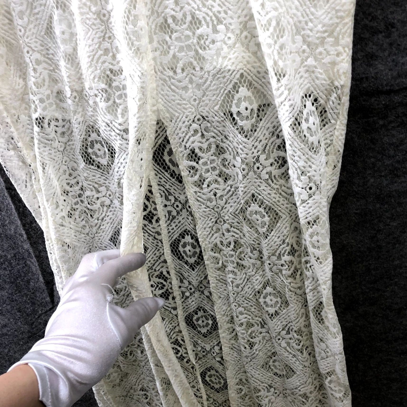 Forever 21 FOREVER 21 White Lace Dress S V-Neck Short Sleeve Floral Victorian Cocktail Party Wedding Dress Women’s Small NWT Size 28" / US 6 / IT 42 - 5 Thumbnail