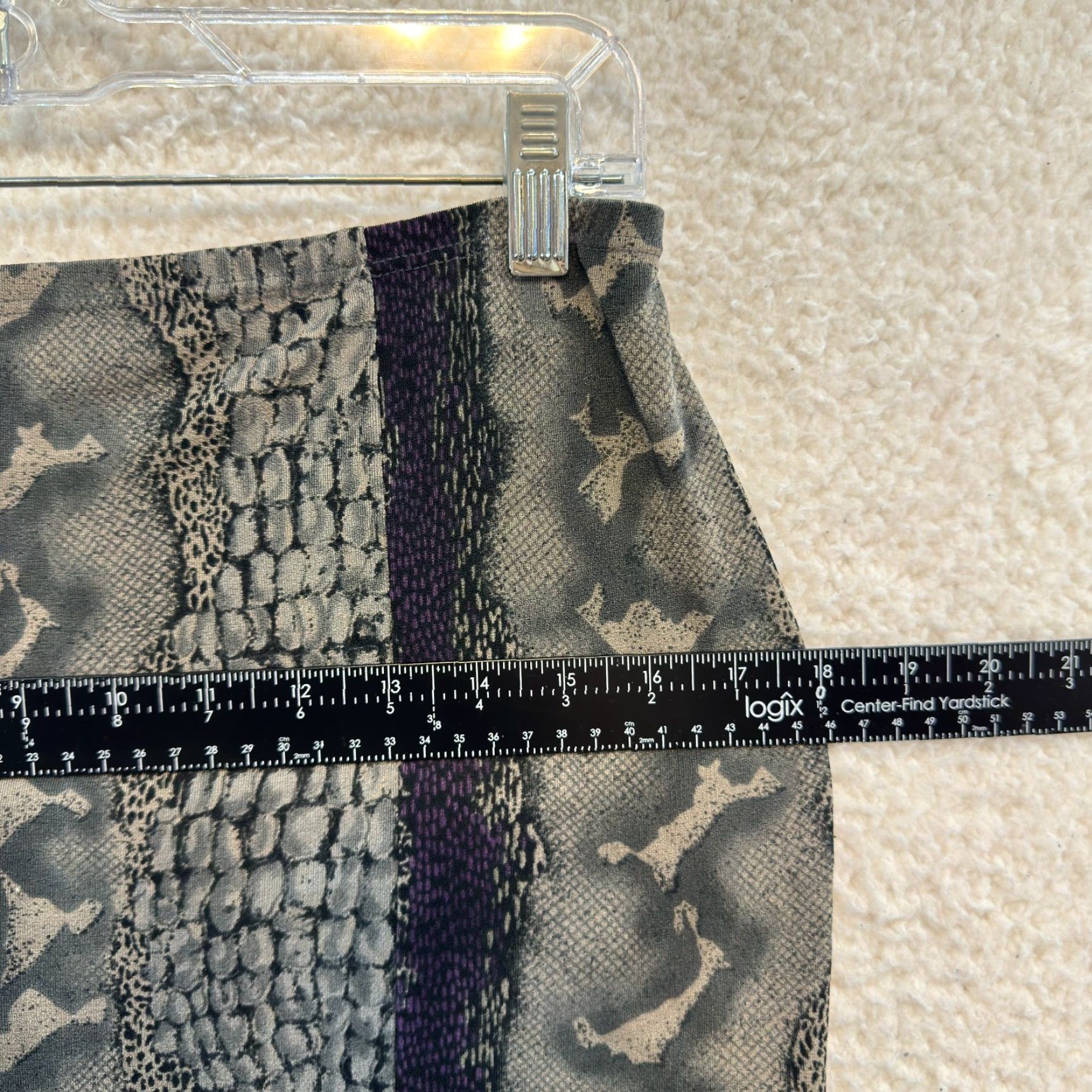 Vintage VINTAGE 90s Y2K Skirt Medium Grey Snakeskin Slinky Stretch Office Corpcore Es Se Womens Size 32" / US 10 / IT 46 - 6 Thumbnail