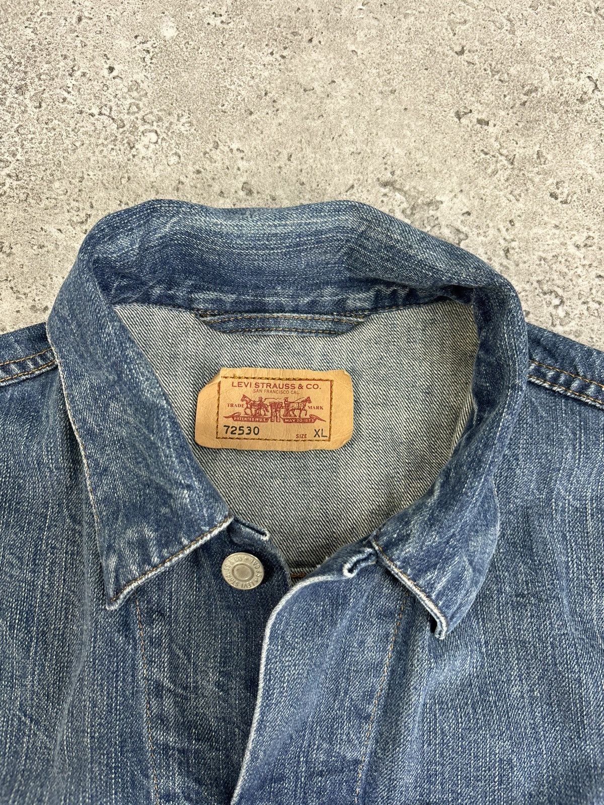 Levi's × Levi's Vintage Clothing Vintage Denim Trucker Jacket Levis Faded Blue 90s USA Japan Size US L / EU 52-54 / 3 - 9 Thumbnail
