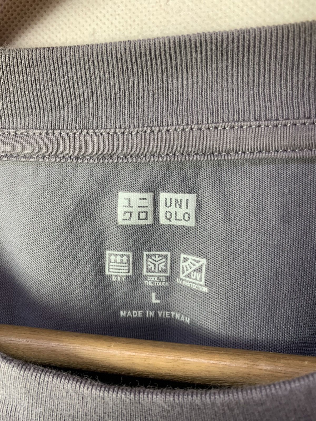Japanese Brand × Uniqlo 🔥 Uniqlo Airism Grey Longsleeves Tee Size US L / EU 52-54 / 3 - 5 Thumbnail