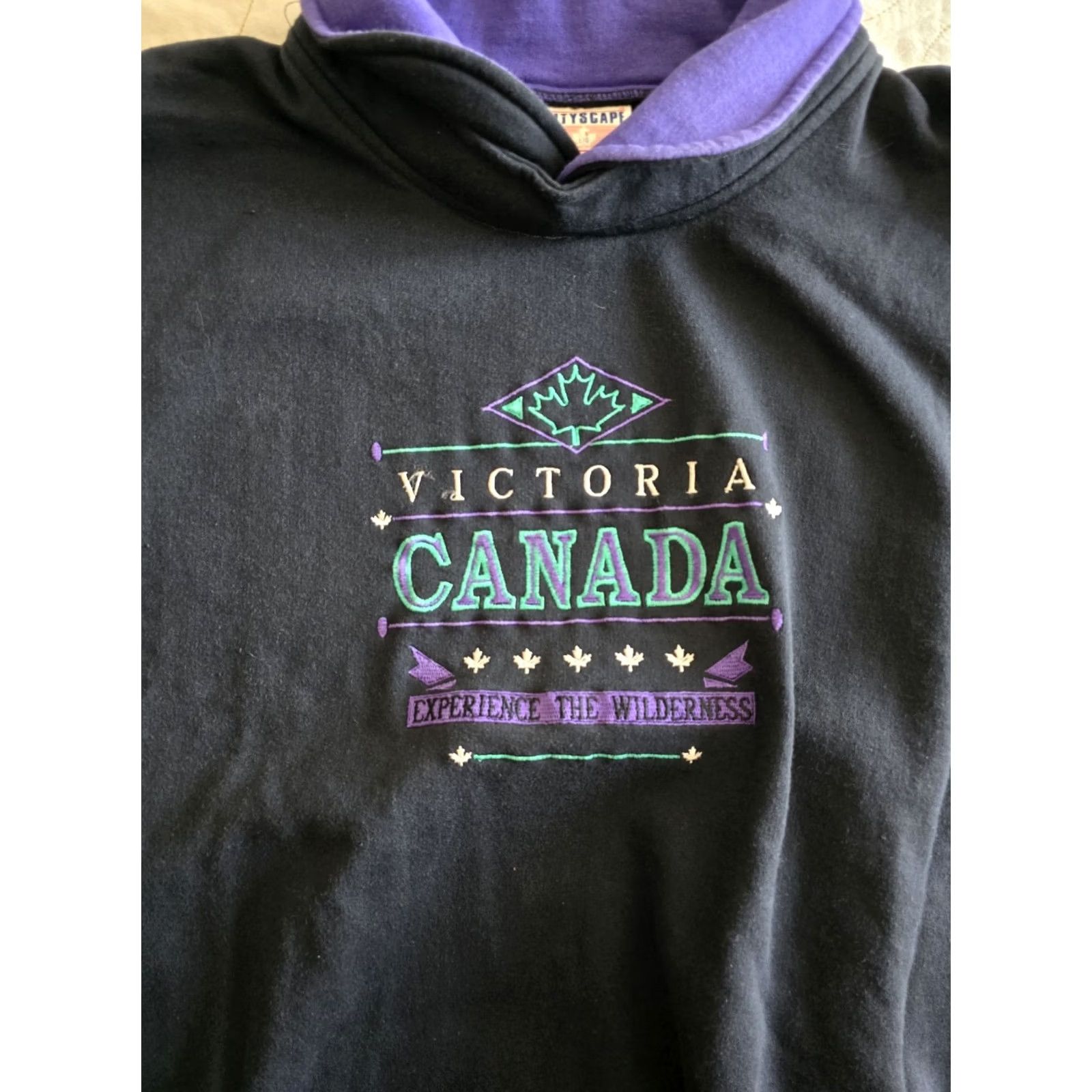 Vintage Vintage 1990s VICTORIA BLACK Purple Collared Sweatshirt Unisex Large Size L / US 10 / IT 46 - 2 Thumbnail