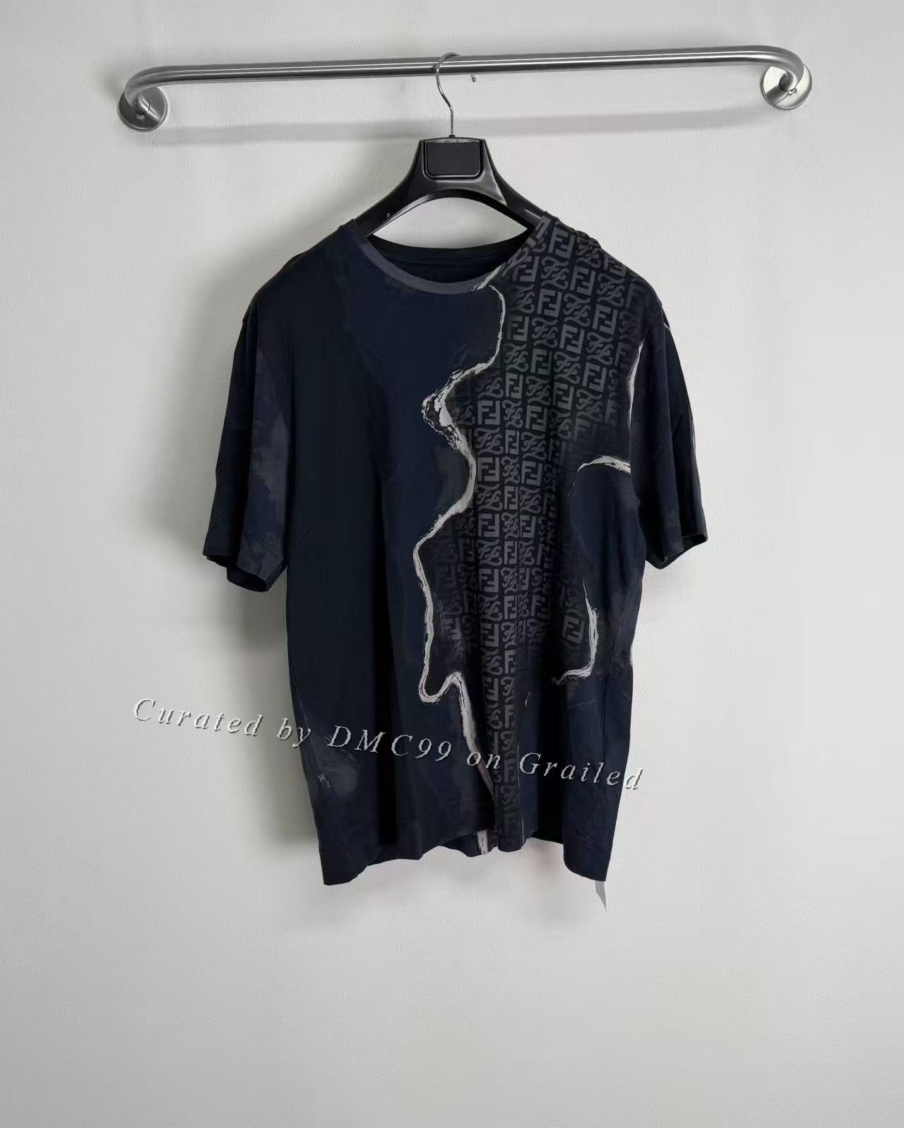 Fendi FENDI Graffiti Print Short-Sleeve Size US L / EU 52-54 / 3 - 1 Thumbnail