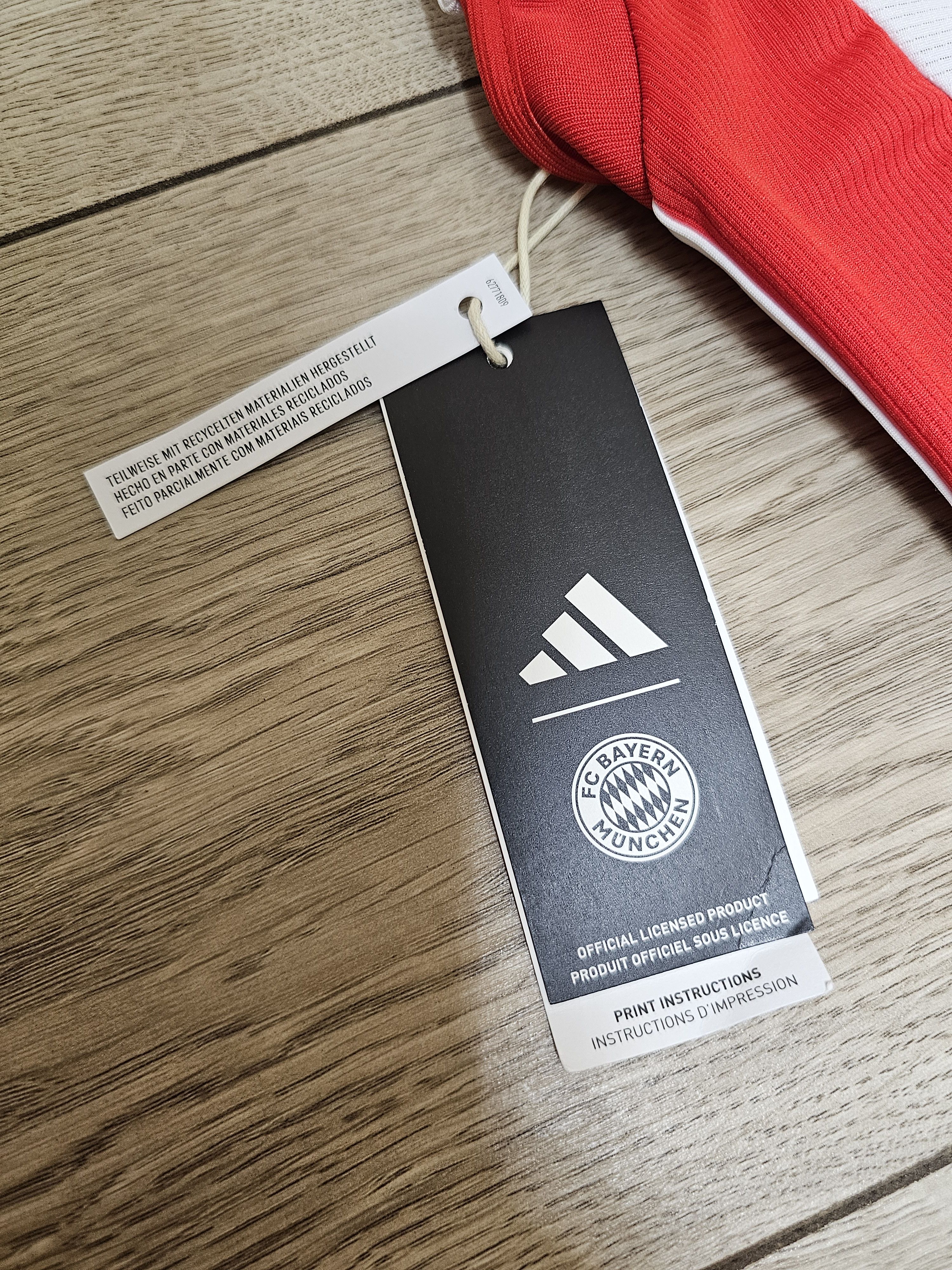 Adidas BAYERN MUNICH 2023 2024 HOME MUSIALA FOOTBALL SOCCER JERSEY Size US M / EU 48-50 / 2 - 9 Thumbnail
