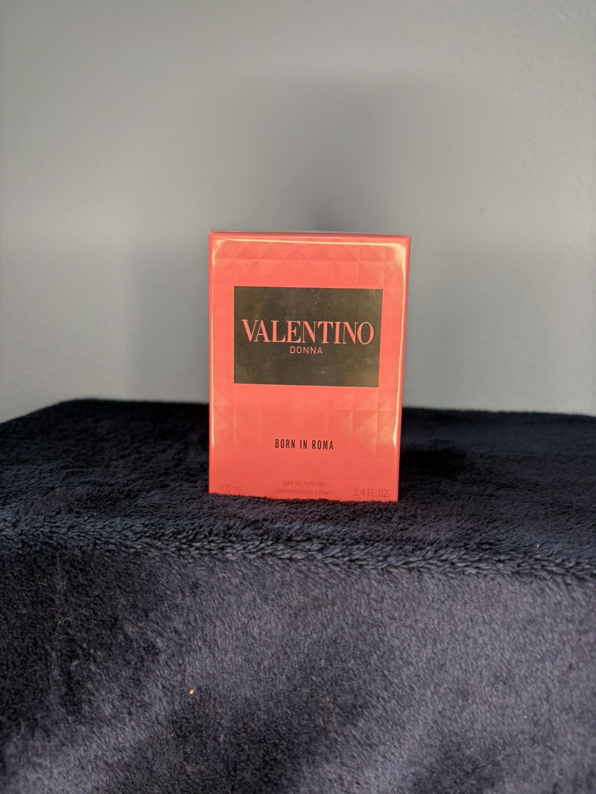 Versace : Valentino Donna Born In Roma Perfume – 3.4 oz new Size ONE SIZE - 1 Thumbnail