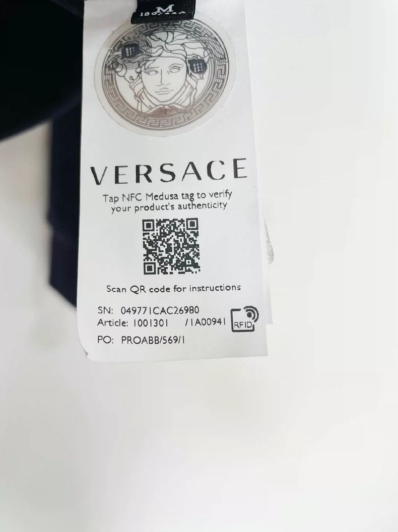 Versace Versace Mulberry silk patch embroidered men's crew neck sw Size US L / EU 52-54 / 3 - 7 Thumbnail