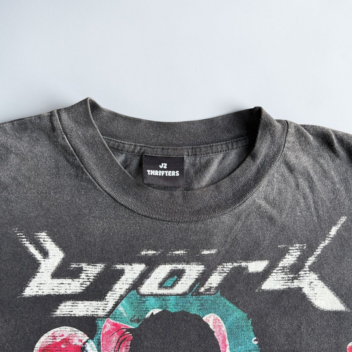 Band Tees Singer Tee - Bjork Post Album Size US L / EU 52-54 / 3 - 3 Thumbnail