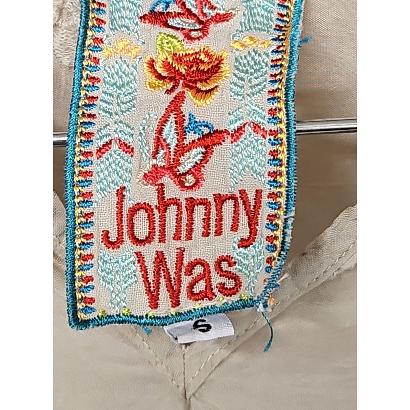 Johnny Was Johnny Was Cupra Rayon Embroidered Blouse Small Cream Boho Cottagecore Tunic Blouse Women S Cupro Voile Floral Embroidered Size S / US 4 / IT 40 - 2 Thumbnail