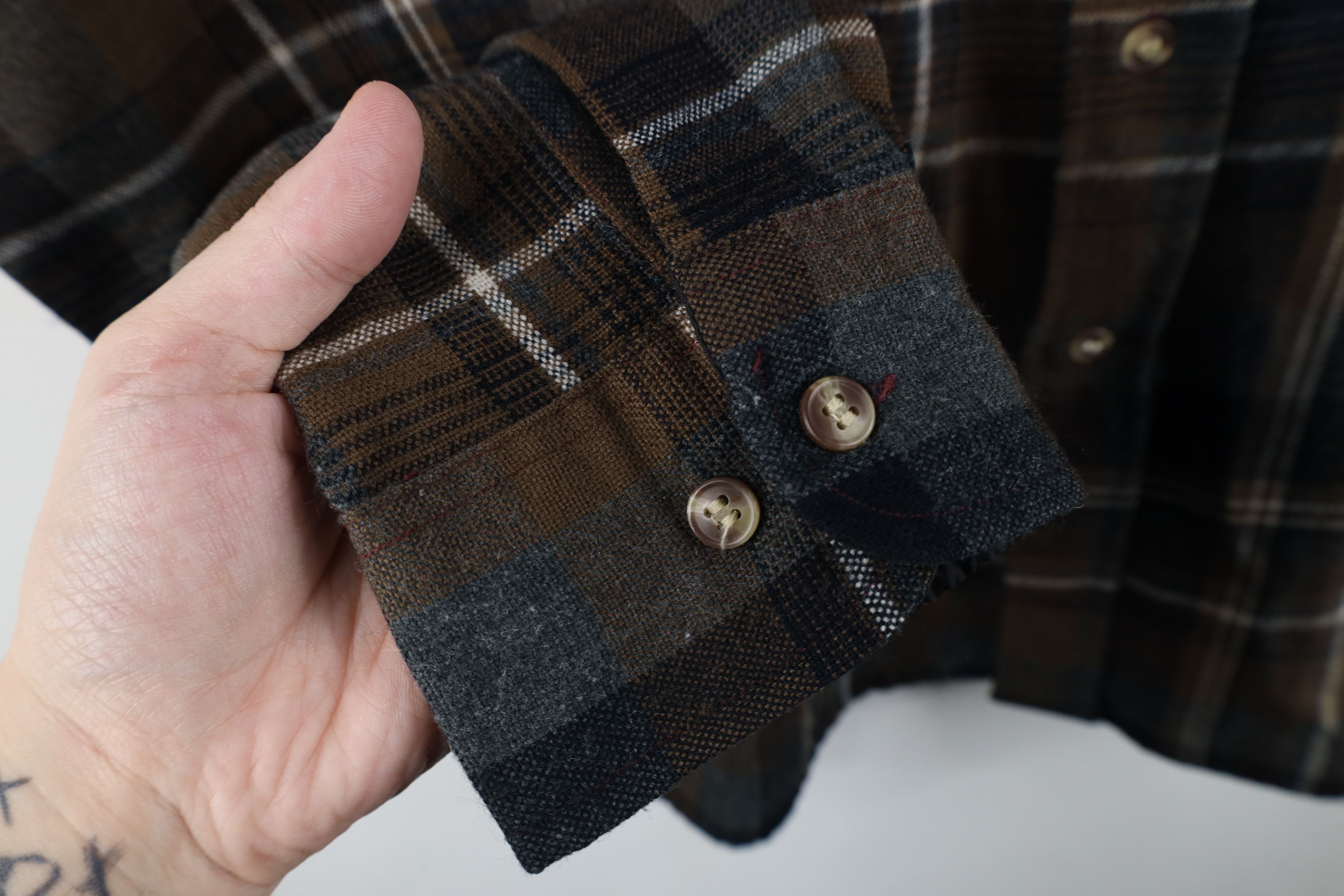 Vintage Vintage 90s Streetwear Pocket Collared Button Shirt Plaid Size US L / EU 52-54 / 3 - 4 Thumbnail