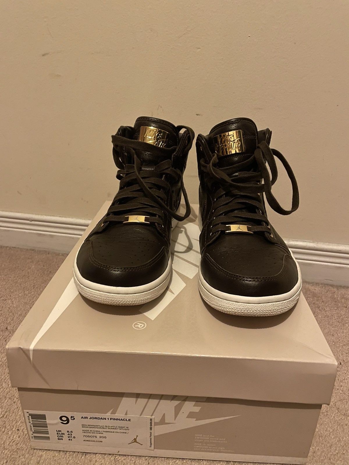 Jordan Brand Nike Air Jordan Retro 1 Pinnacle Baroque Brown Size 9.5 Size US 9.5 / EU 42-43 - 5 Thumbnail