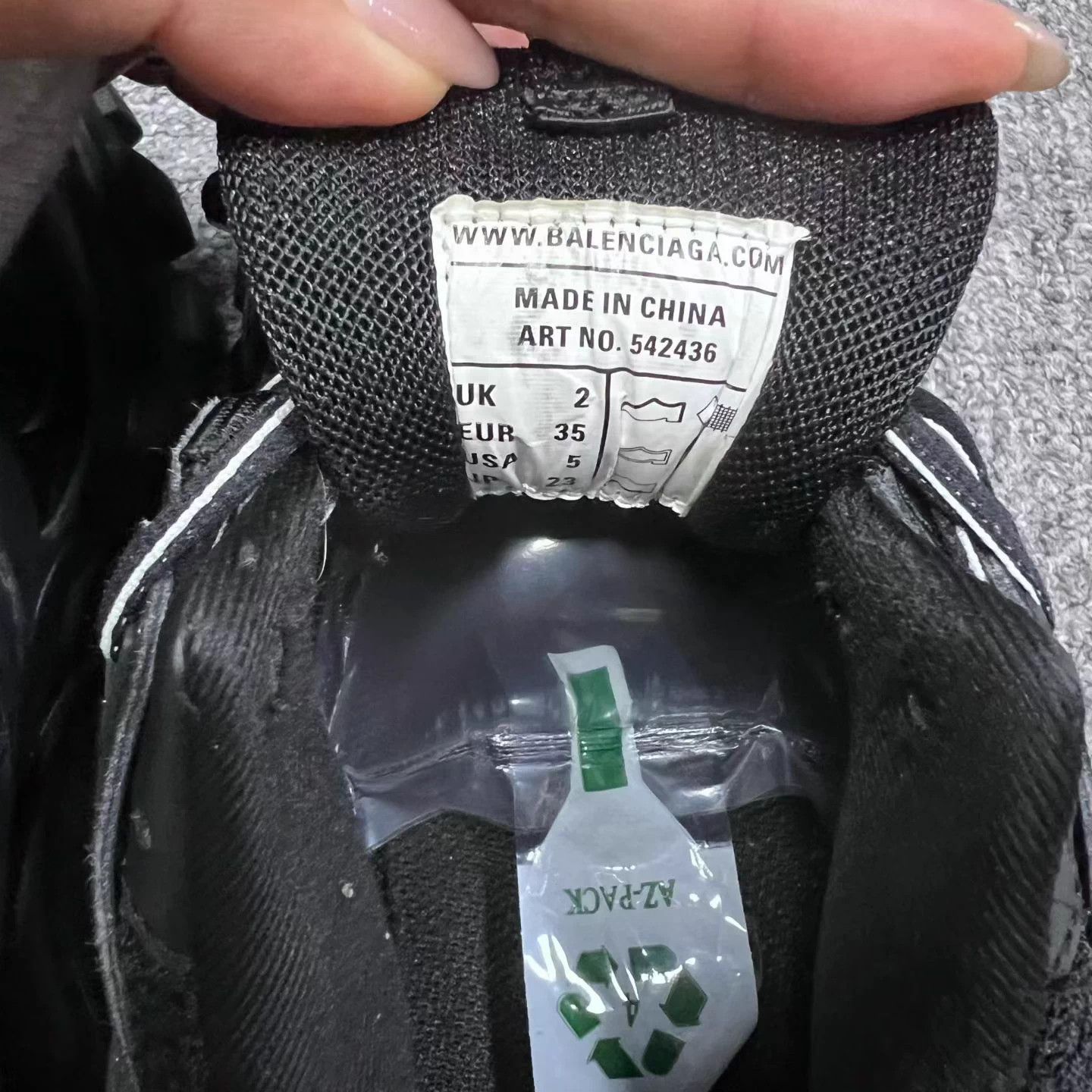 Balenciaga Balenciaga Track laced pendant low-top dad shoes blk Size US 4 / IT 34 - 5 Thumbnail