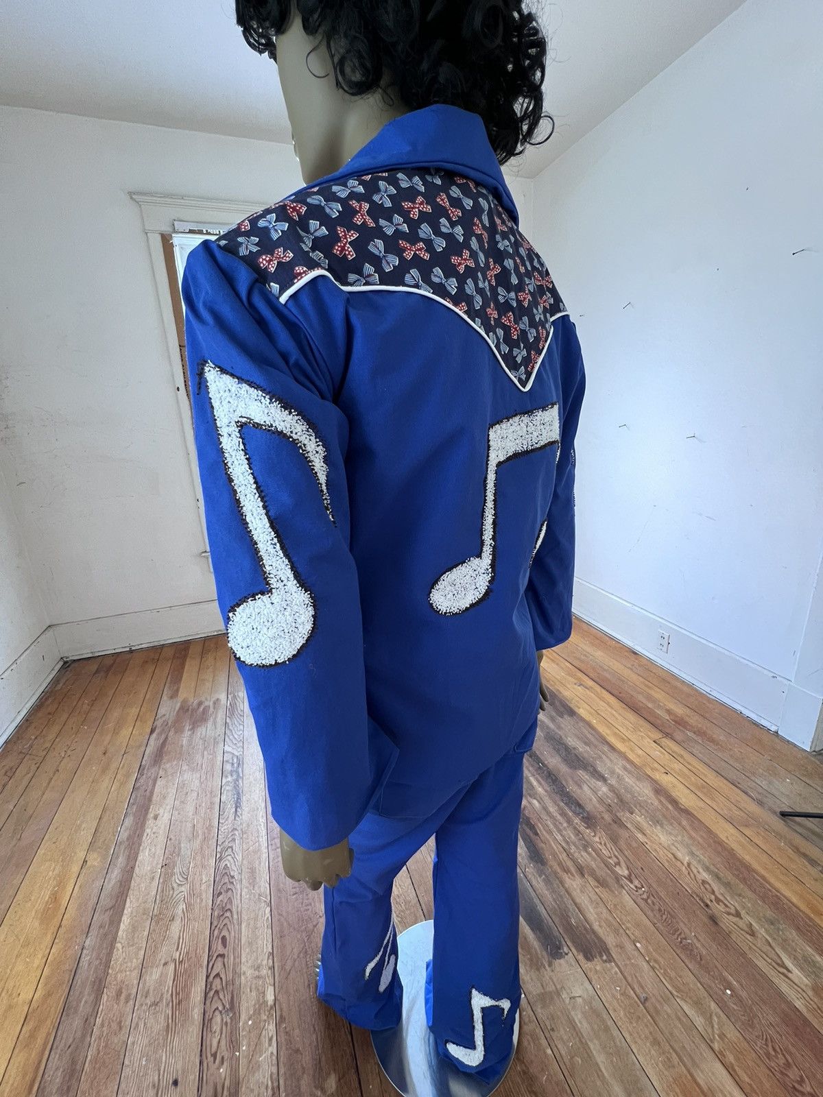Other Men’s Embroidered Western Suit 42 musical Notes By A Herman Size 42L - 7 Thumbnail